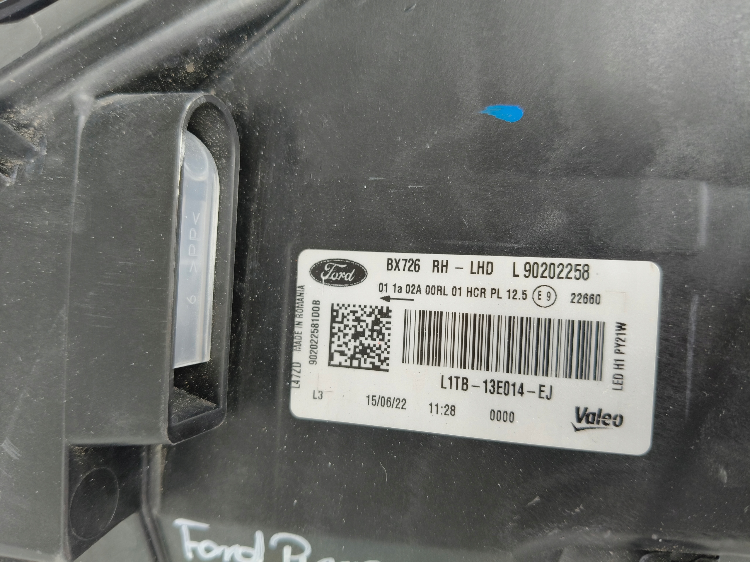light right REFLEKTOR FORD PUMA LED 19