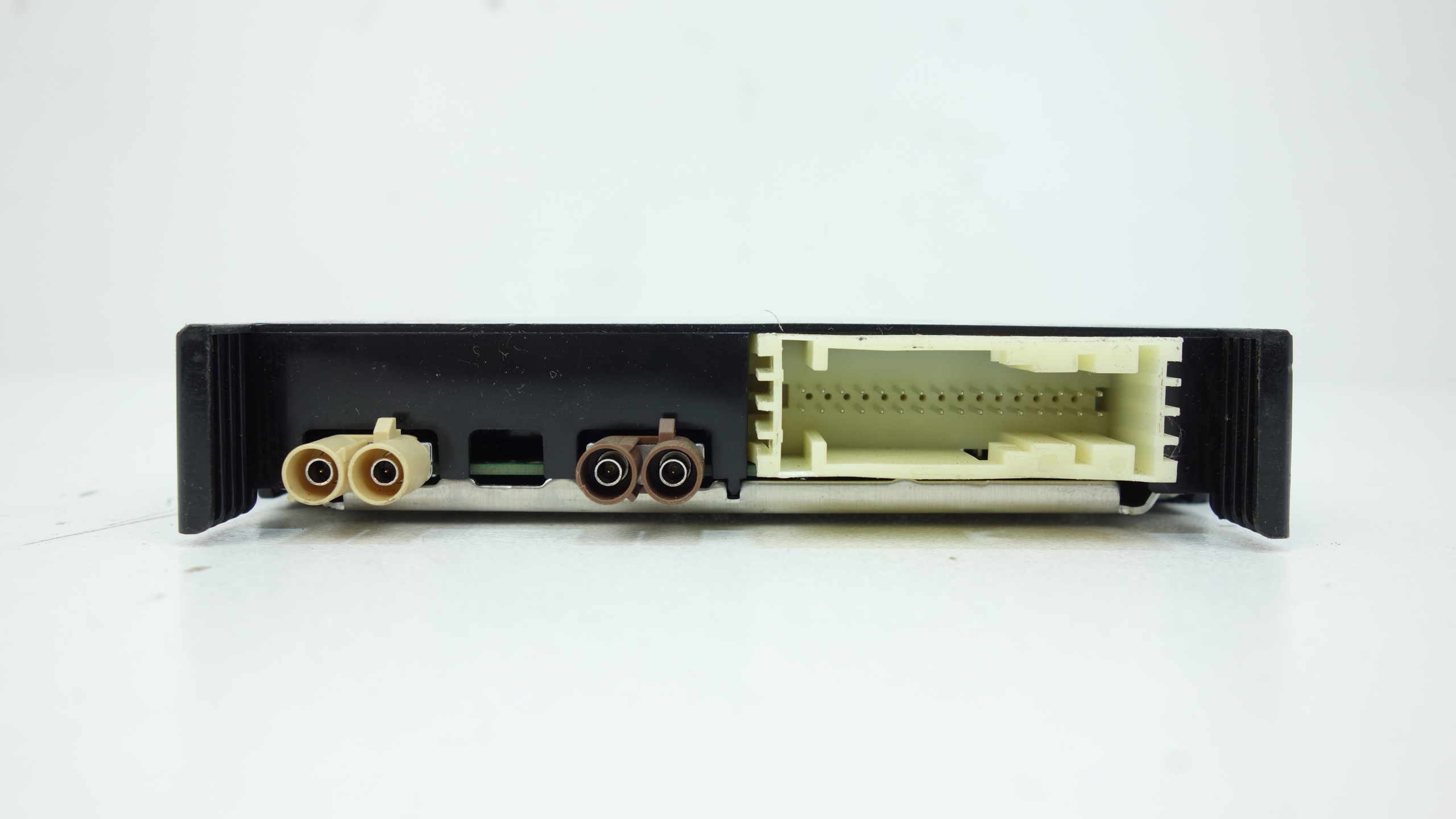 MERCEDES module control unit SOS WEZWANIA POMOCY A2479003213