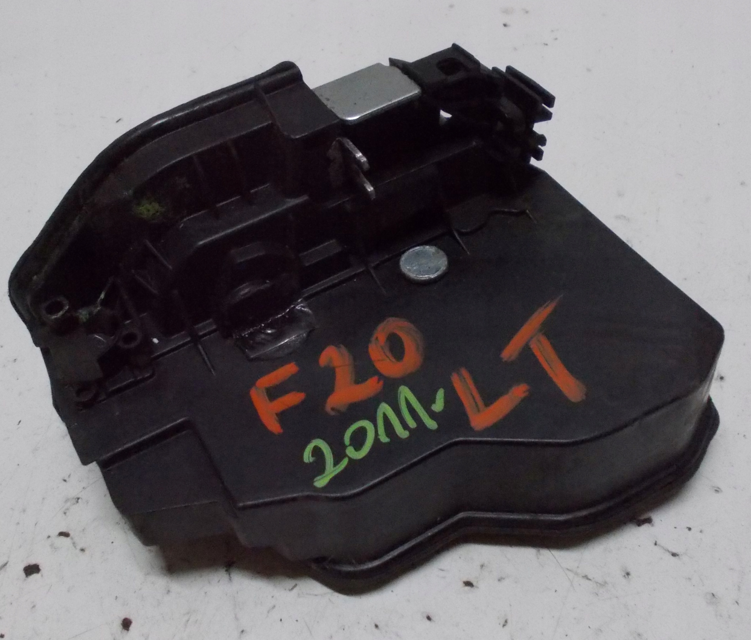 BMW F20 lock door left rear part 7229459