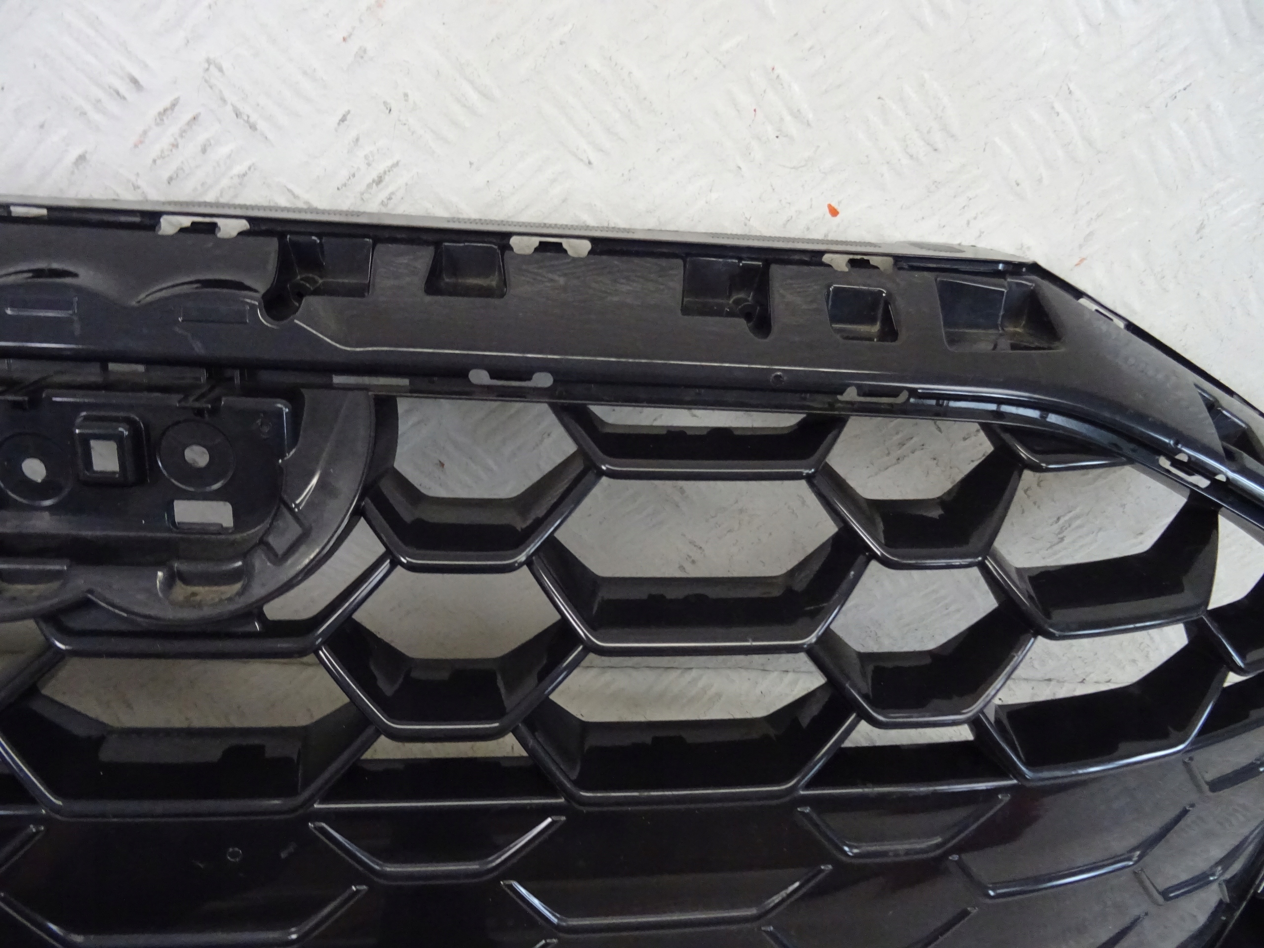 grill grille front front AUDI A3 8Y LIFT 8Y0853651AD