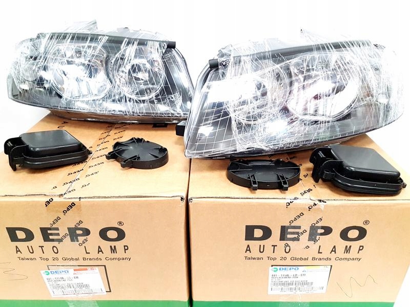 

Depo Reflektory Lampy Przód Audi A3 8P 03-08 2 Szt