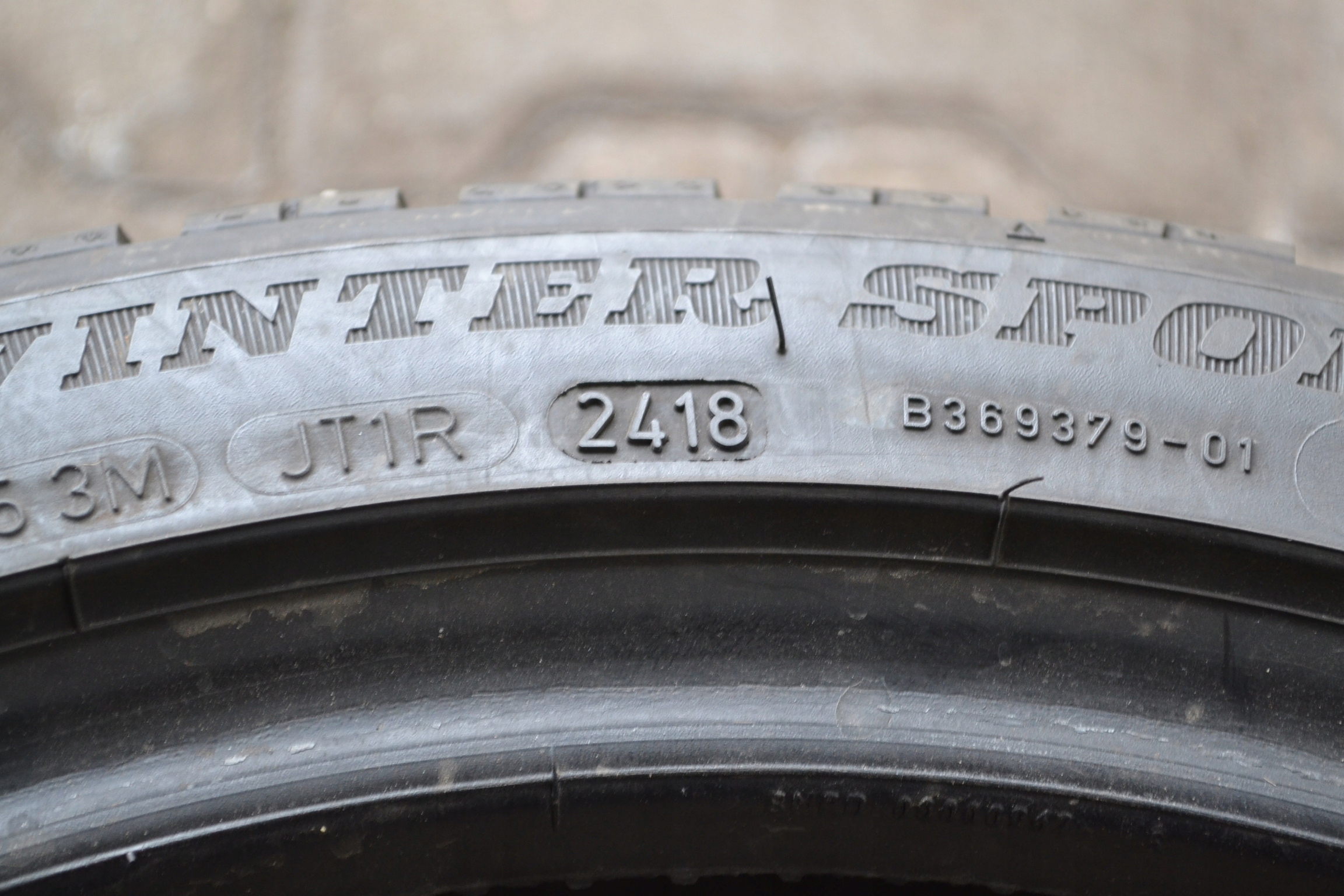 205/45R17 DUNLOP WINTER SPORT 4D RSC x4szt 6450z EAN (GTIN) 5452000463524