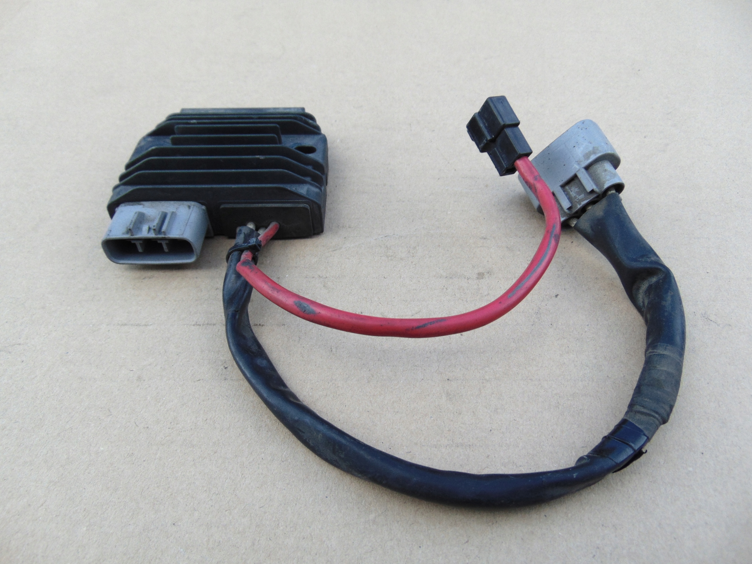 YAMAHA FJR 1300 06-12 REGULATOR NAPIĘCIA