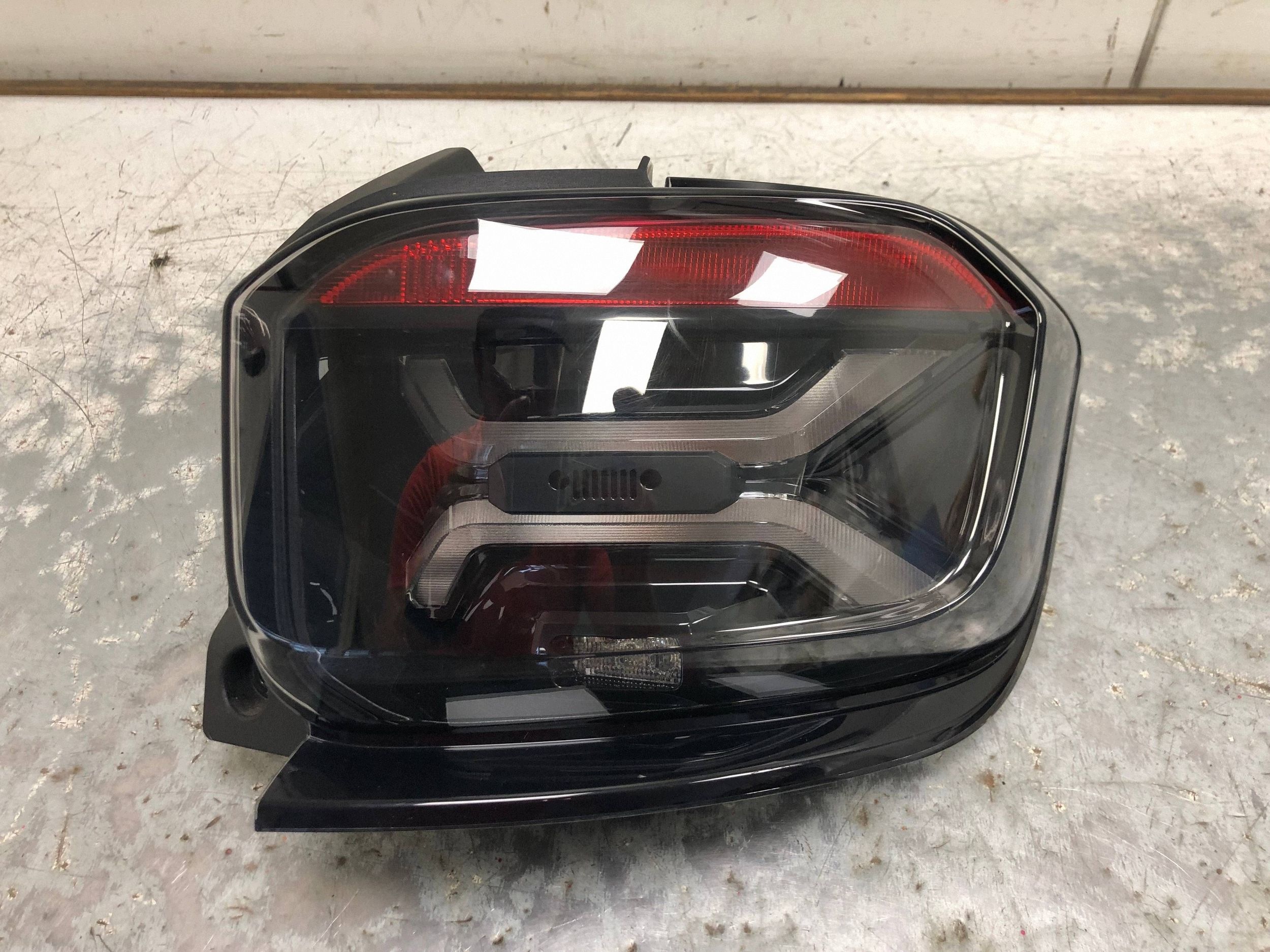 light right rear part JEEP AVENGER 00521707360