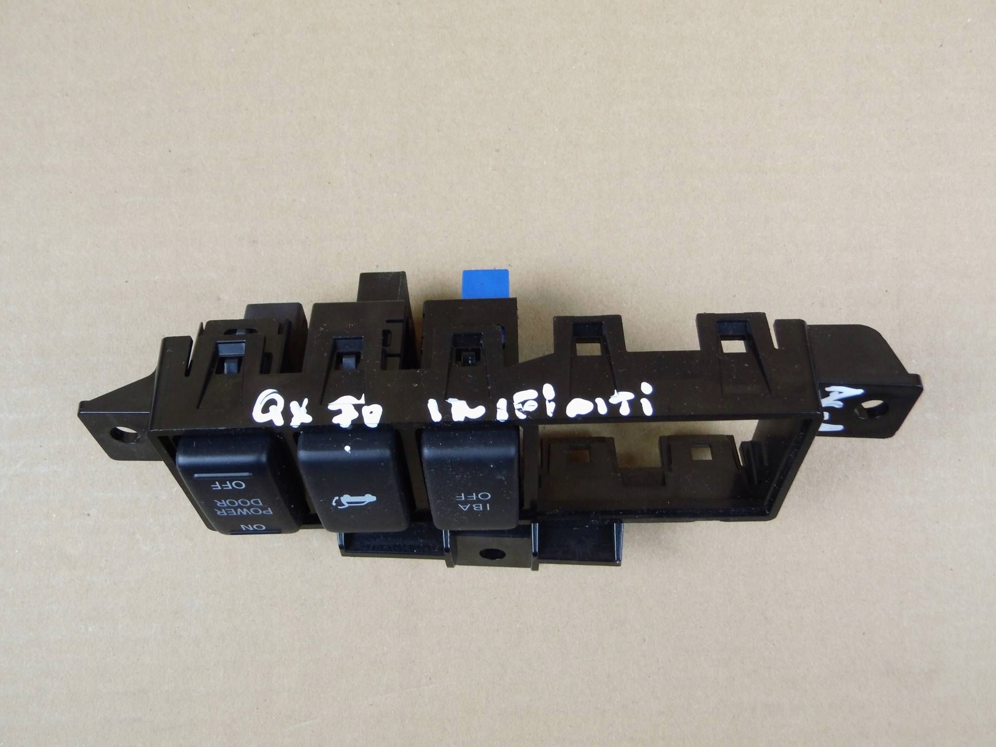 Infiniti FX II QX70 panel switch bonnet boot IBA OFF POWER DOOR