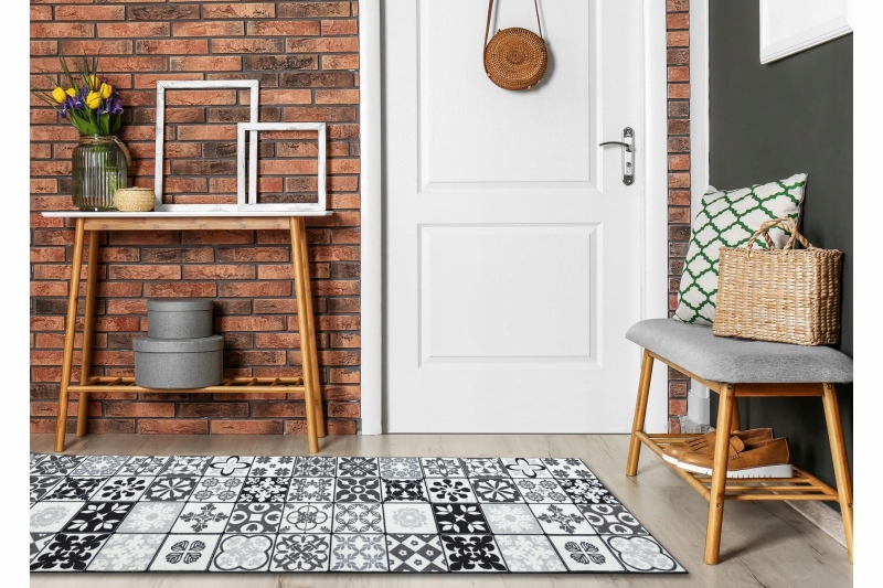 Chodnik antypoślizgowy podgumowany nowoczesny czarny / złoty szer. 67 cm Kod producenta AZULEJO PATCHWORK, PŁYTKI LIZBOŃSKIE