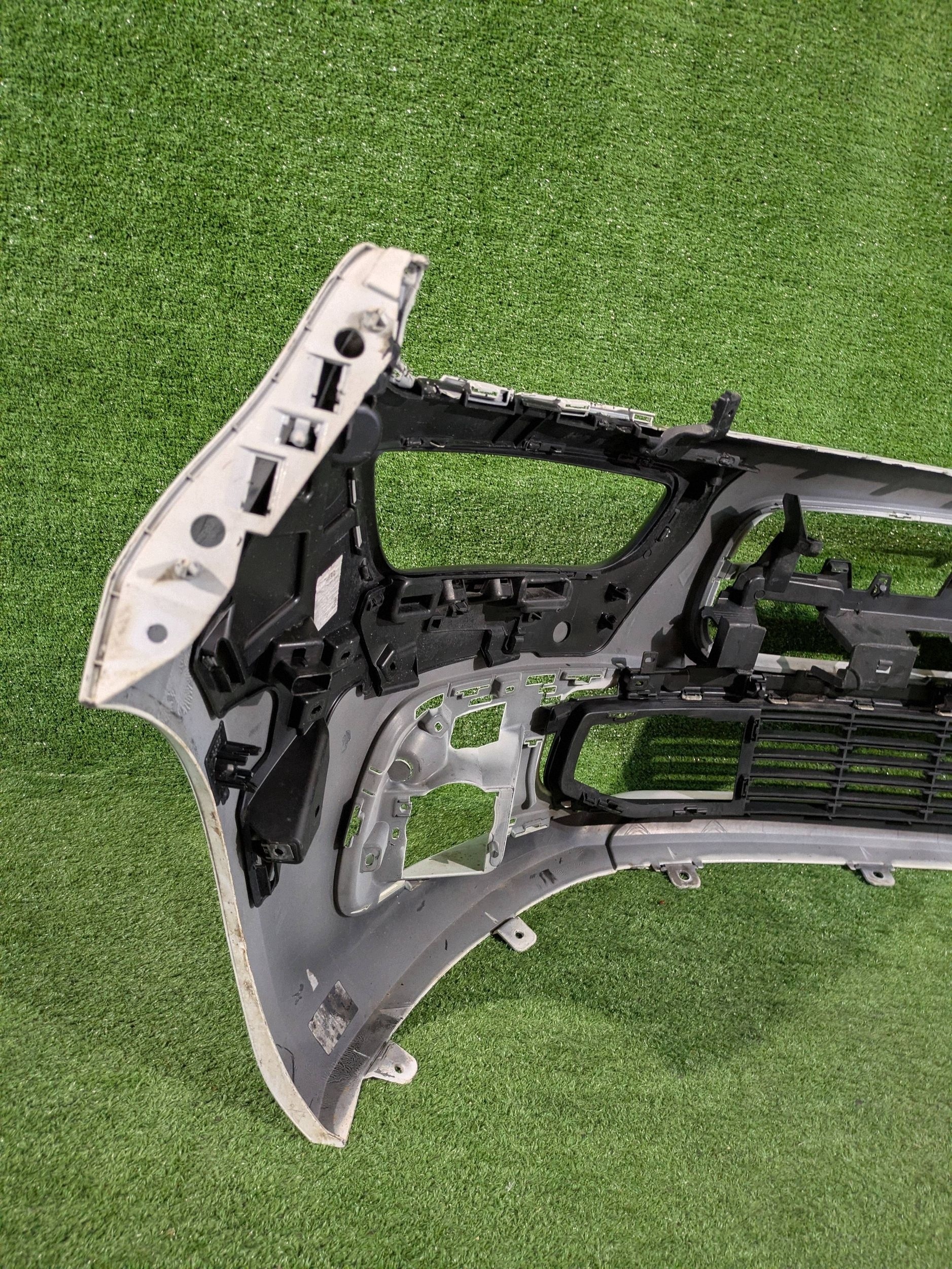 front bumper front CITROEN C4 PICASSO II LIFT 16- NR.Z9603