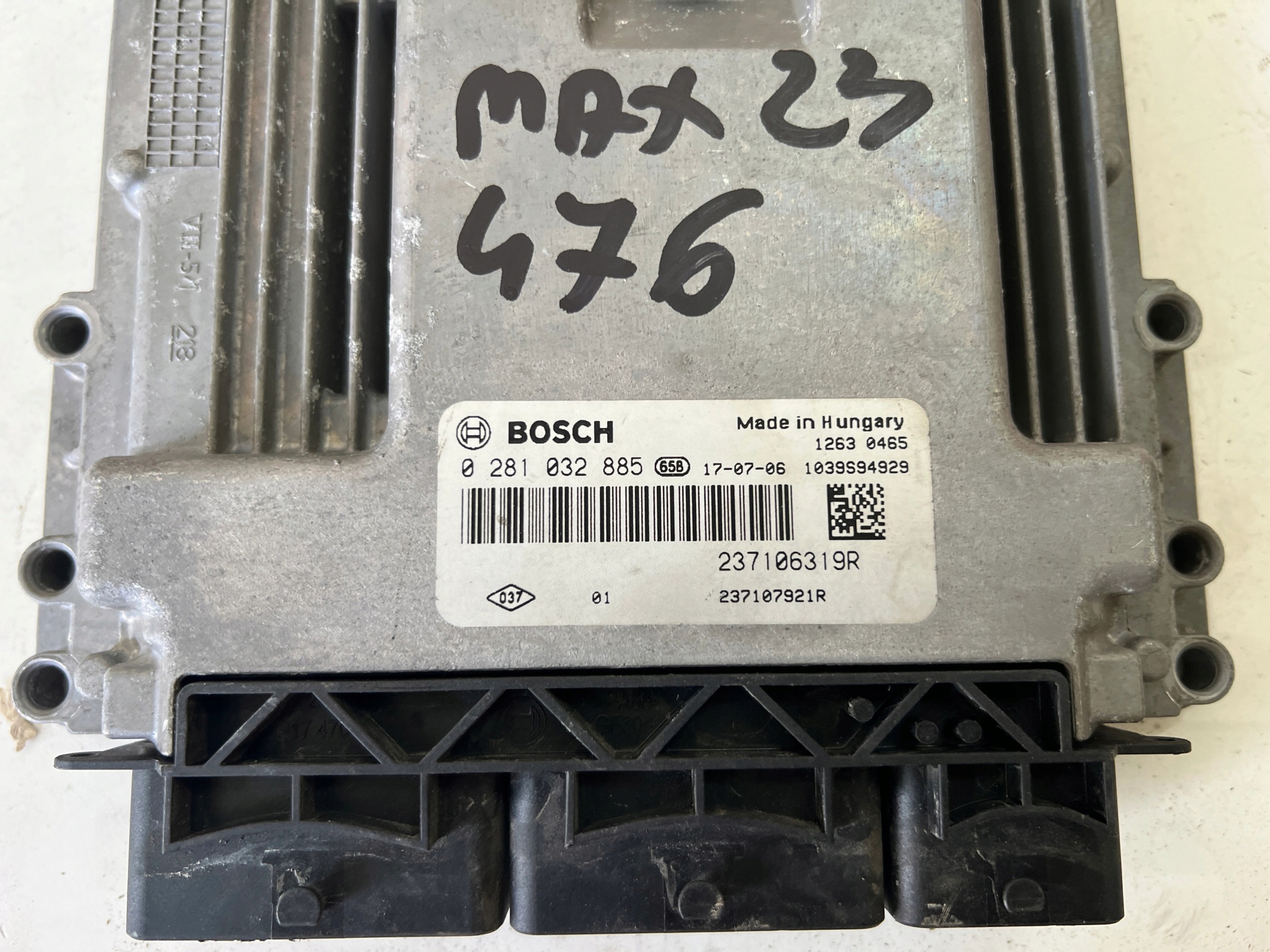 RENAULT KANGOO K9K628 0281032885 237106319R 237107921R computer Originale