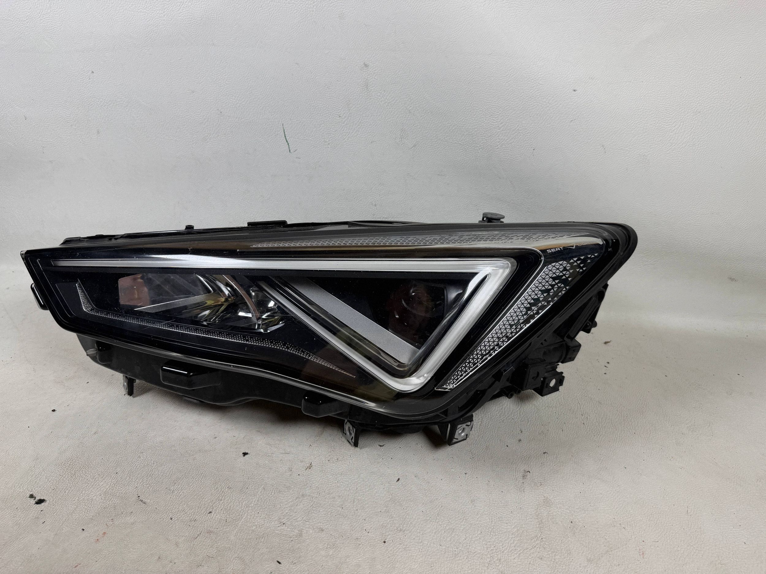 Seat Terraco 6FJ 19- light left front front