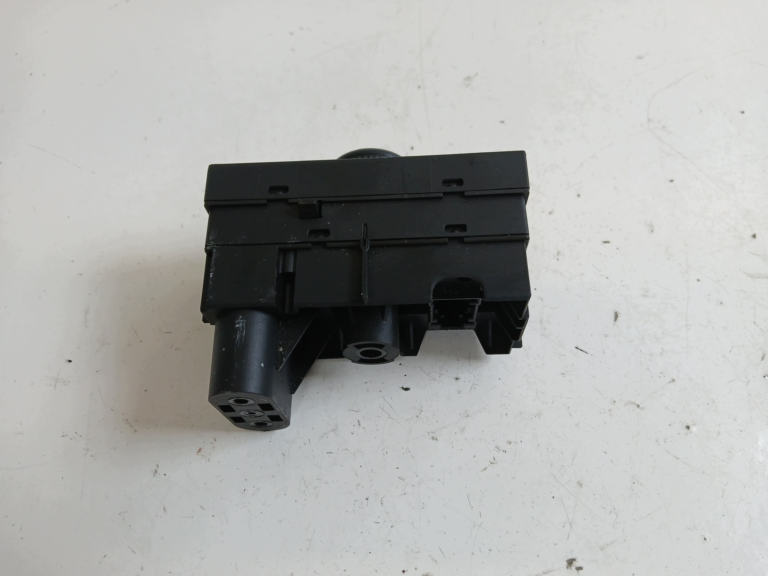 OPEL VECTRA C SIGNUM přepínač světel 13177070