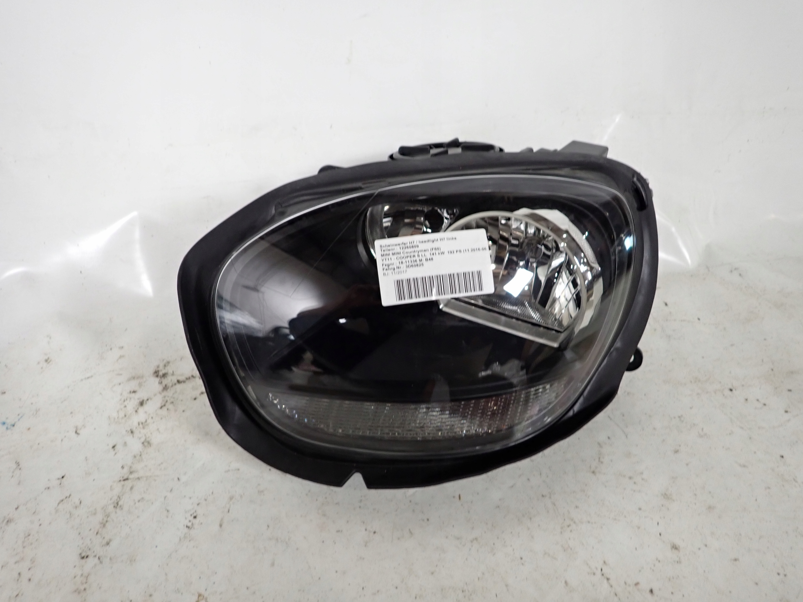 MINI COUNTRYMAN II F60 16- light left front front