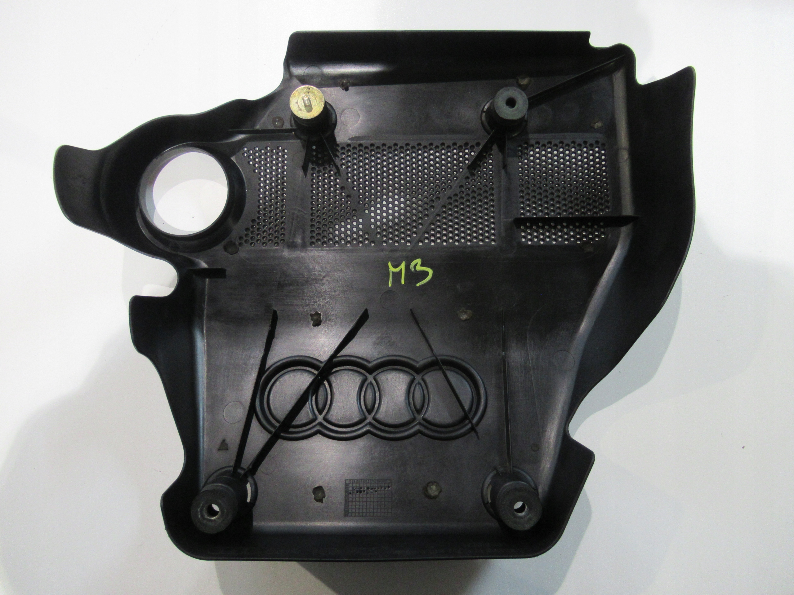 AUDI A3 8L 1.6 SR motor cover upper 06A103925N
