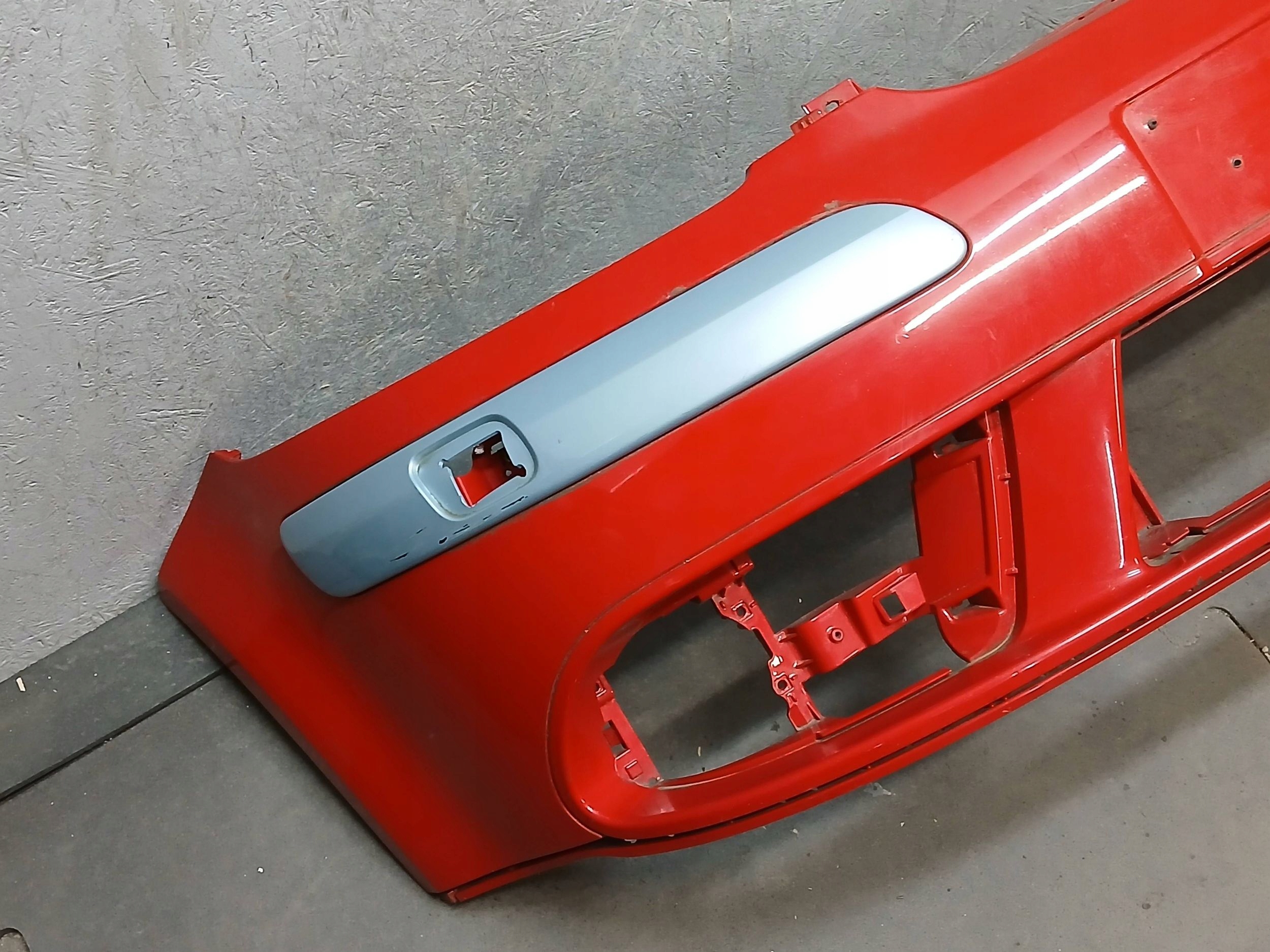 bumper front VW GOLF V 5 plus + 5M0