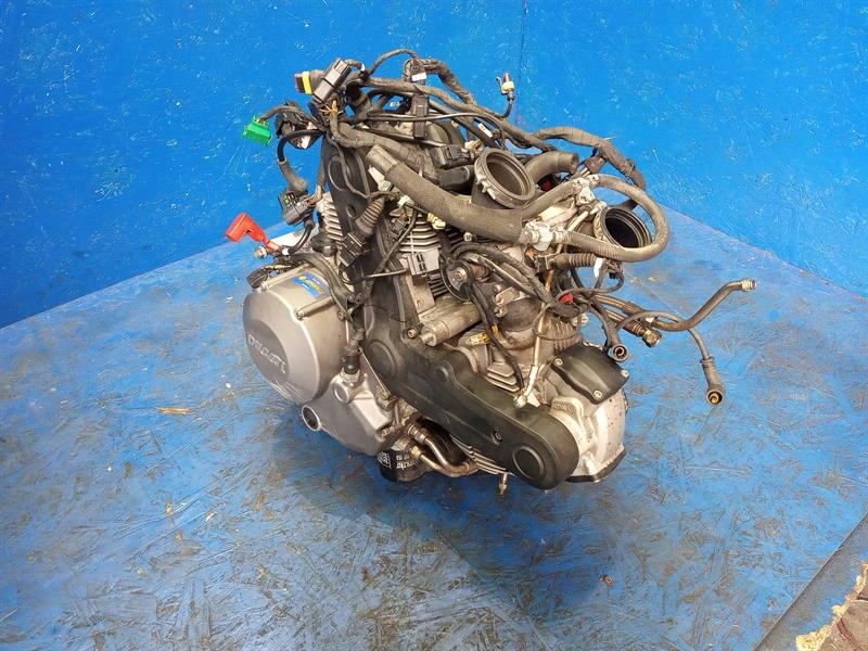 SILNIK KOMPLETNY DUCATI MONSTER M796 803CC