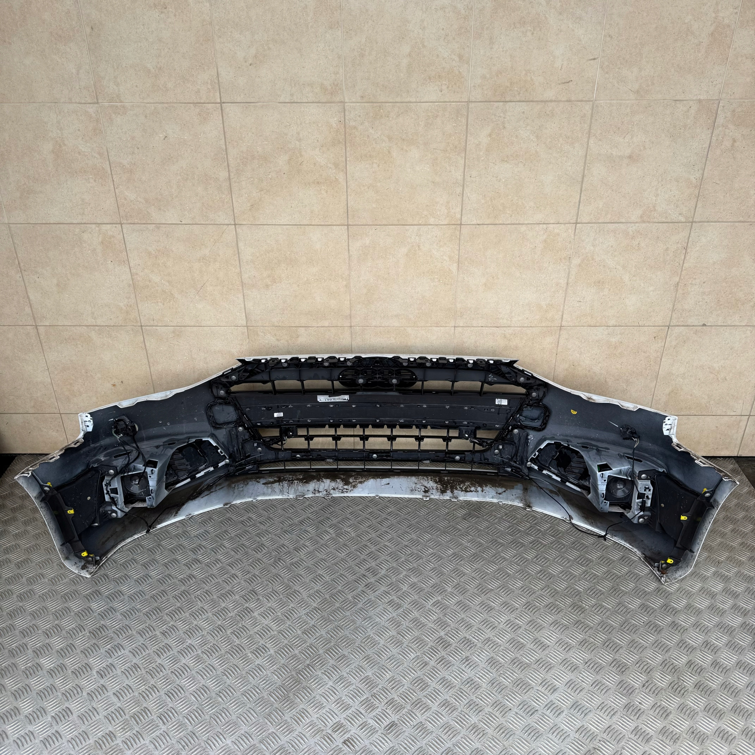 front bumper complete AUDI A4 B9 8W0 LIFT 2019 ROK 4 PDC