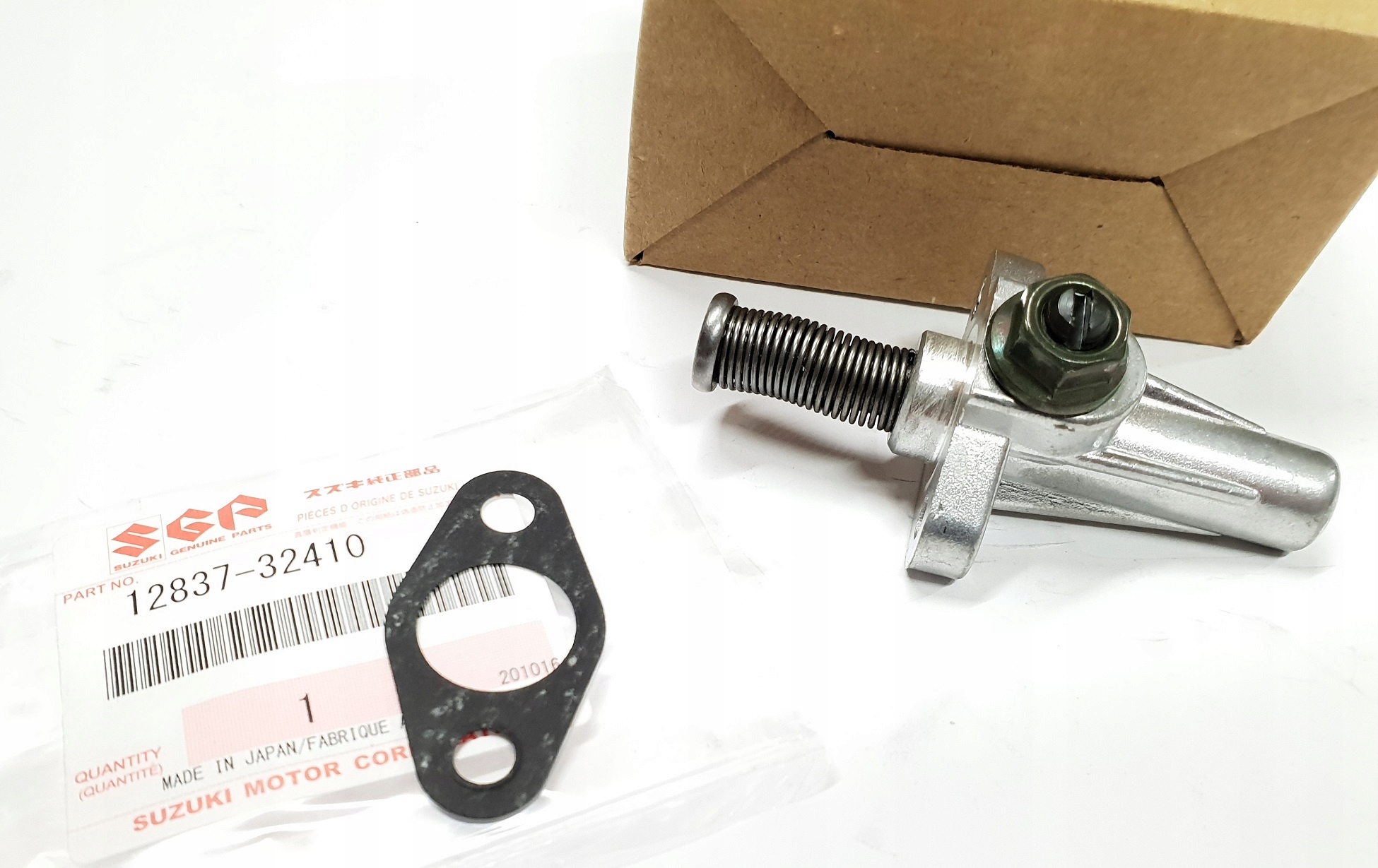 NAPINACZ ŁAŃCUSZKA ROZRZĄDU SUZUKI GZ 125 MARAUDER Numer katalogowy części VC-1283032452