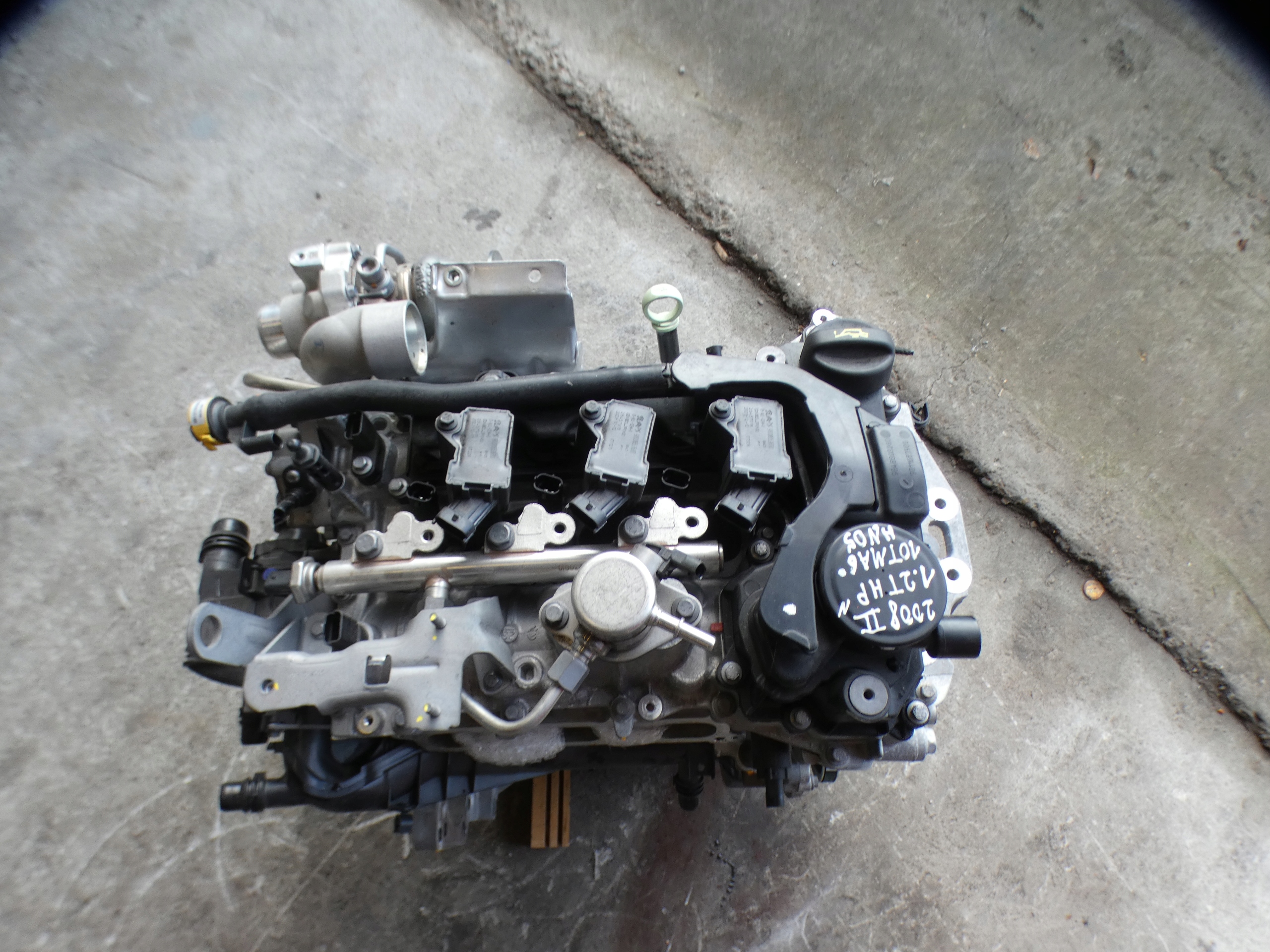 engine CITROEN PEUGEOT OPEL 1,2 THP HNO5 10TMA6