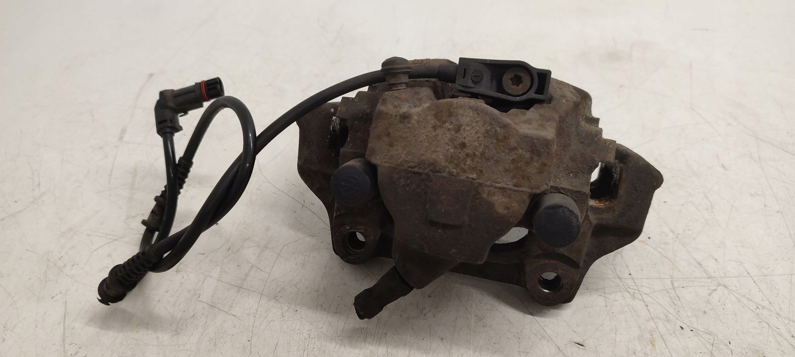caliper front front right left Mercedes W208 CLK CABRIO 2,0 compressor;