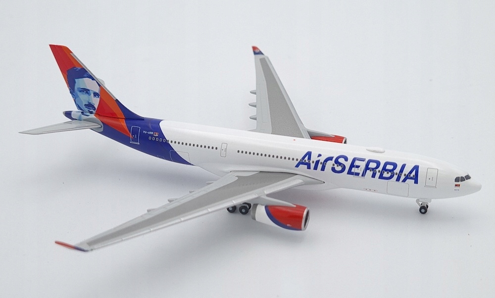 Model letadla Airbus A330-200 Air Serbia 1:500