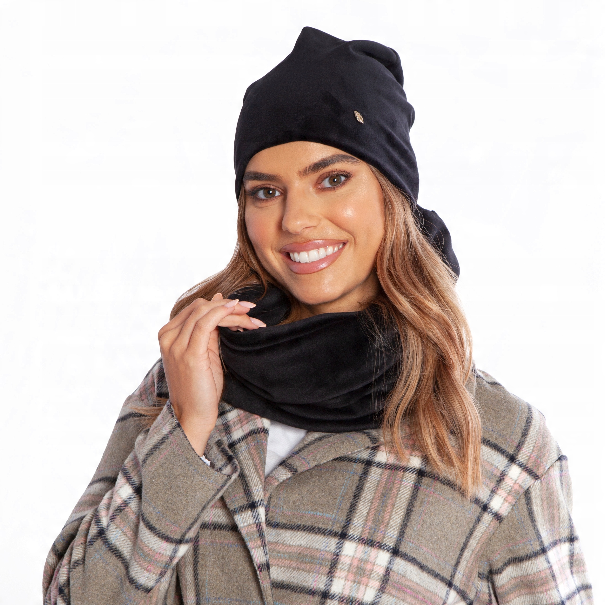 

Czapka beanie + Komin , tunel Komplet kolory welur
