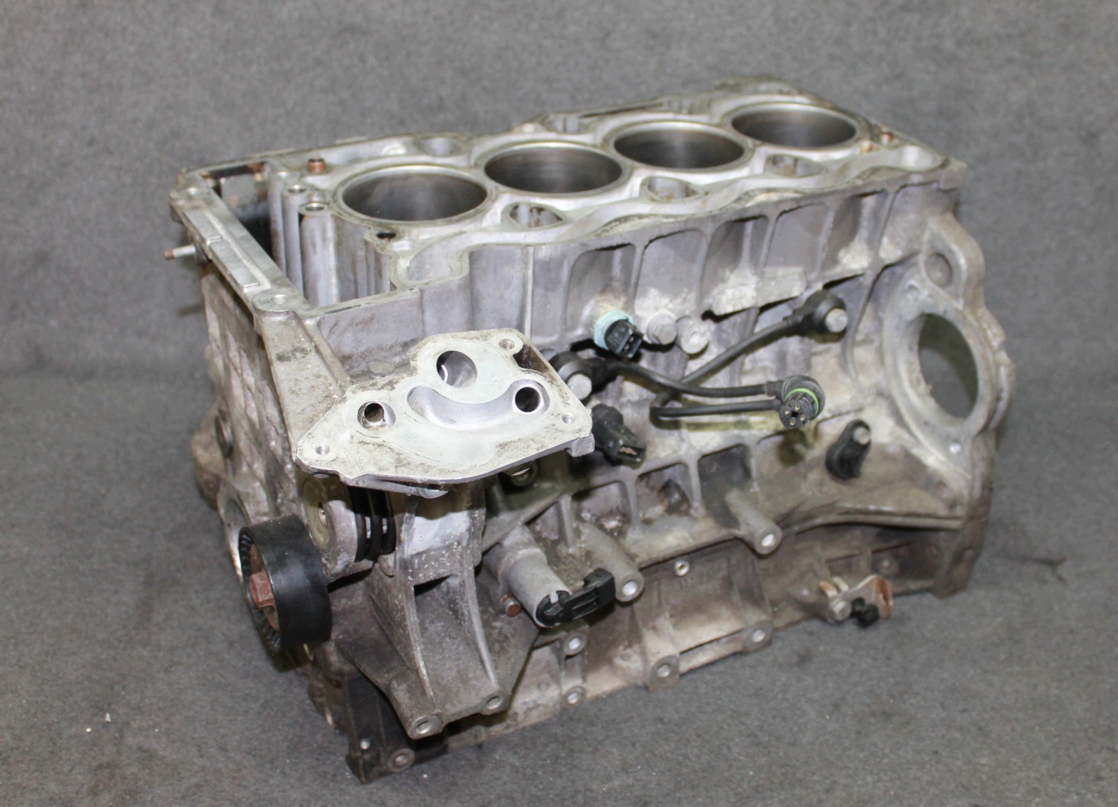 BMW E81 E87 E88 E90 E60 E61 1.8i 2.0i N43B20A BLOK Motore