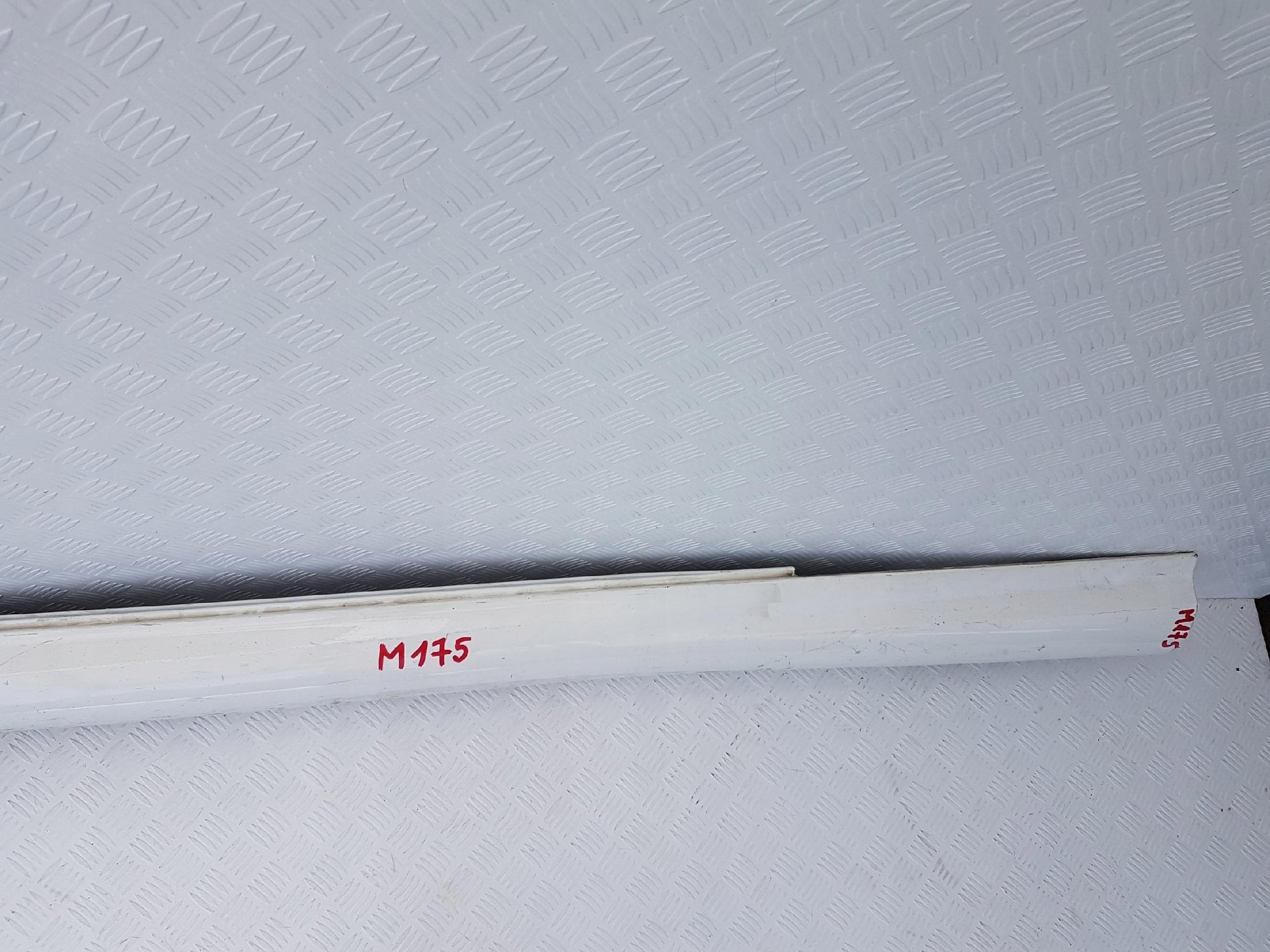 moulding threshold threshold left Mercedes C 204 AMG COUPE
