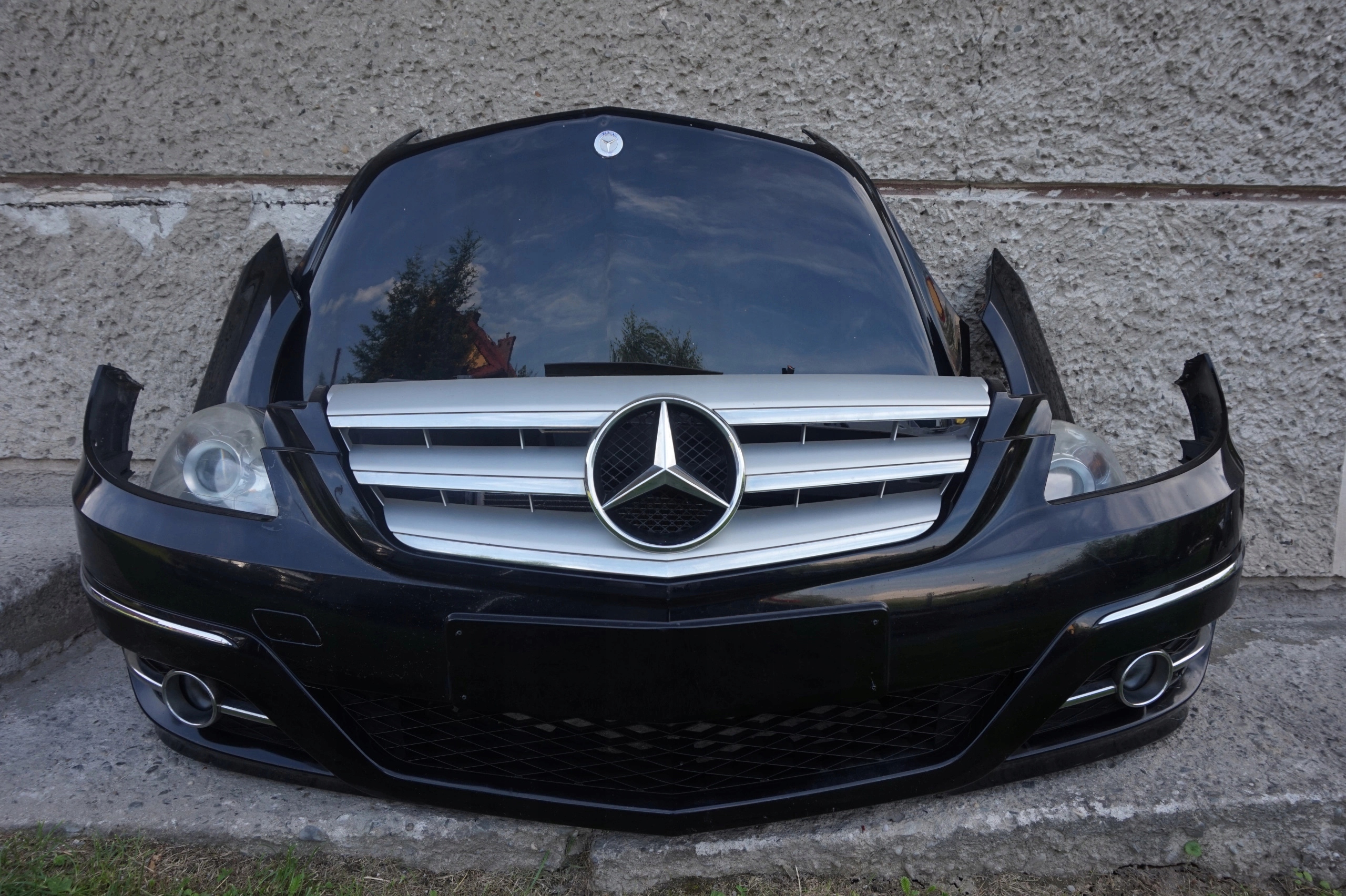 WZMOCNIENIE PAS KOMPLETNY PRZÓD MERCEDES W245 LIFT