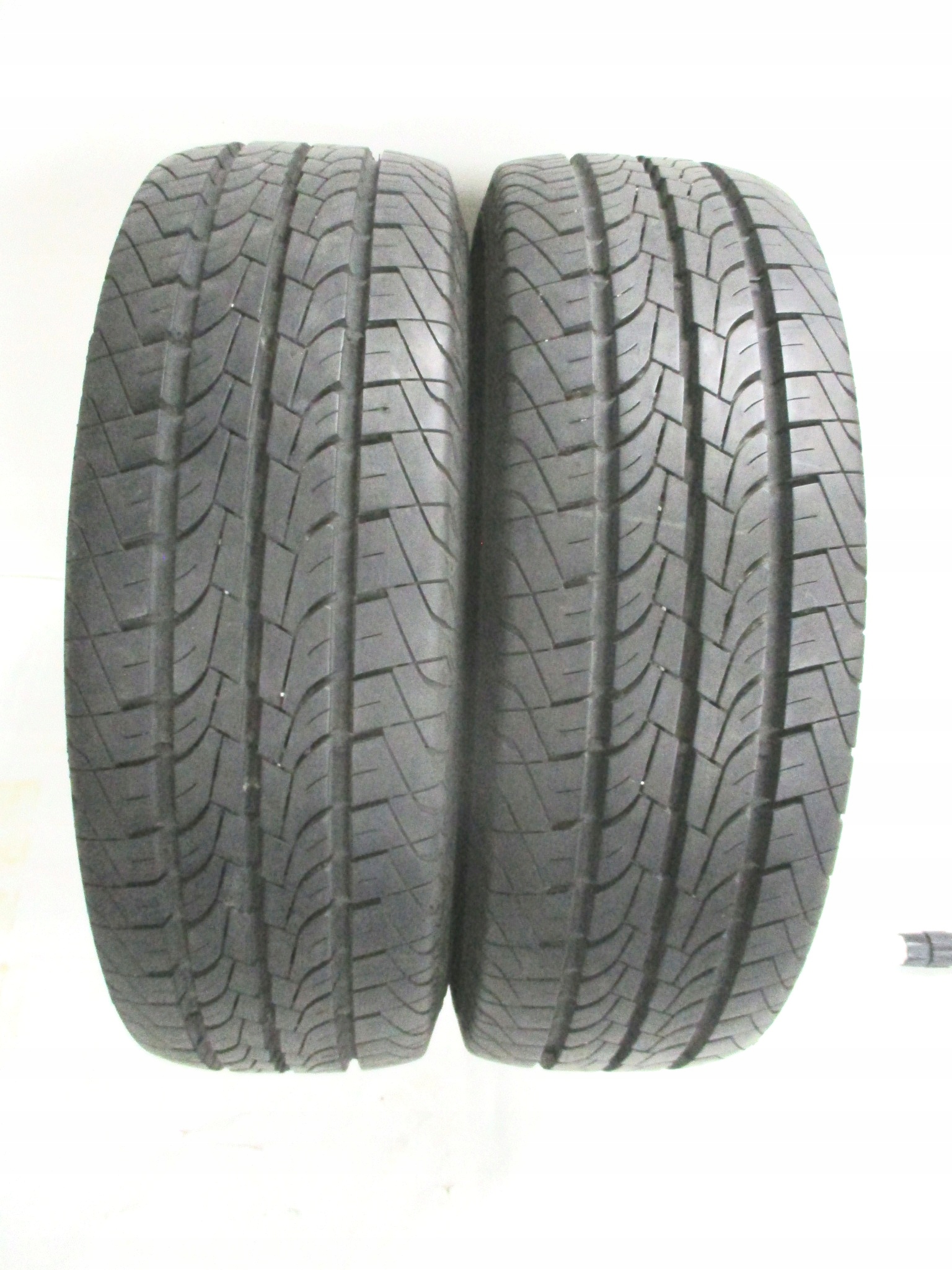 Летние шины Semperit Van-Life 205/65R16C 107 / 105T