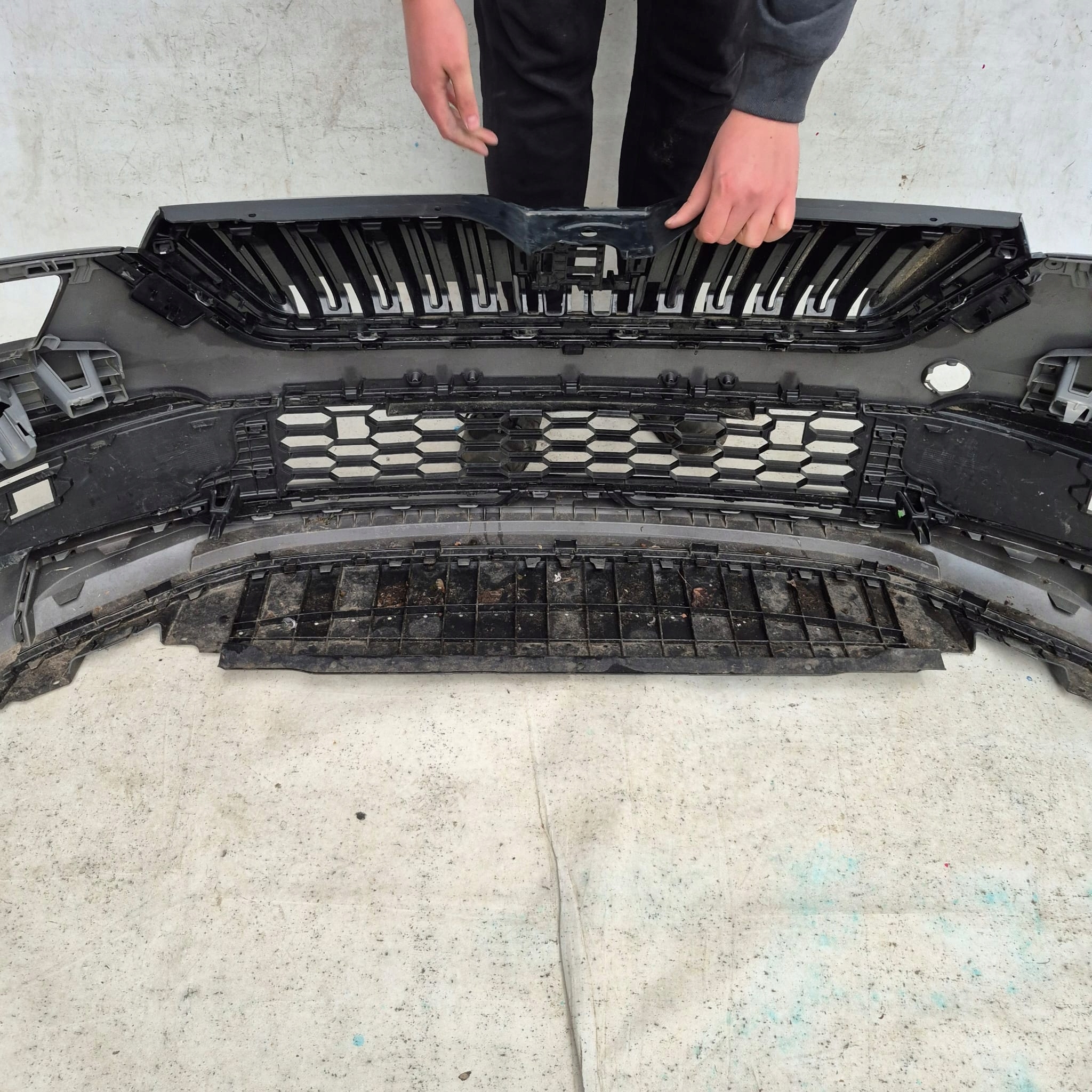 SKODA KAMIQ 658 19- bumper front front grill 658807221