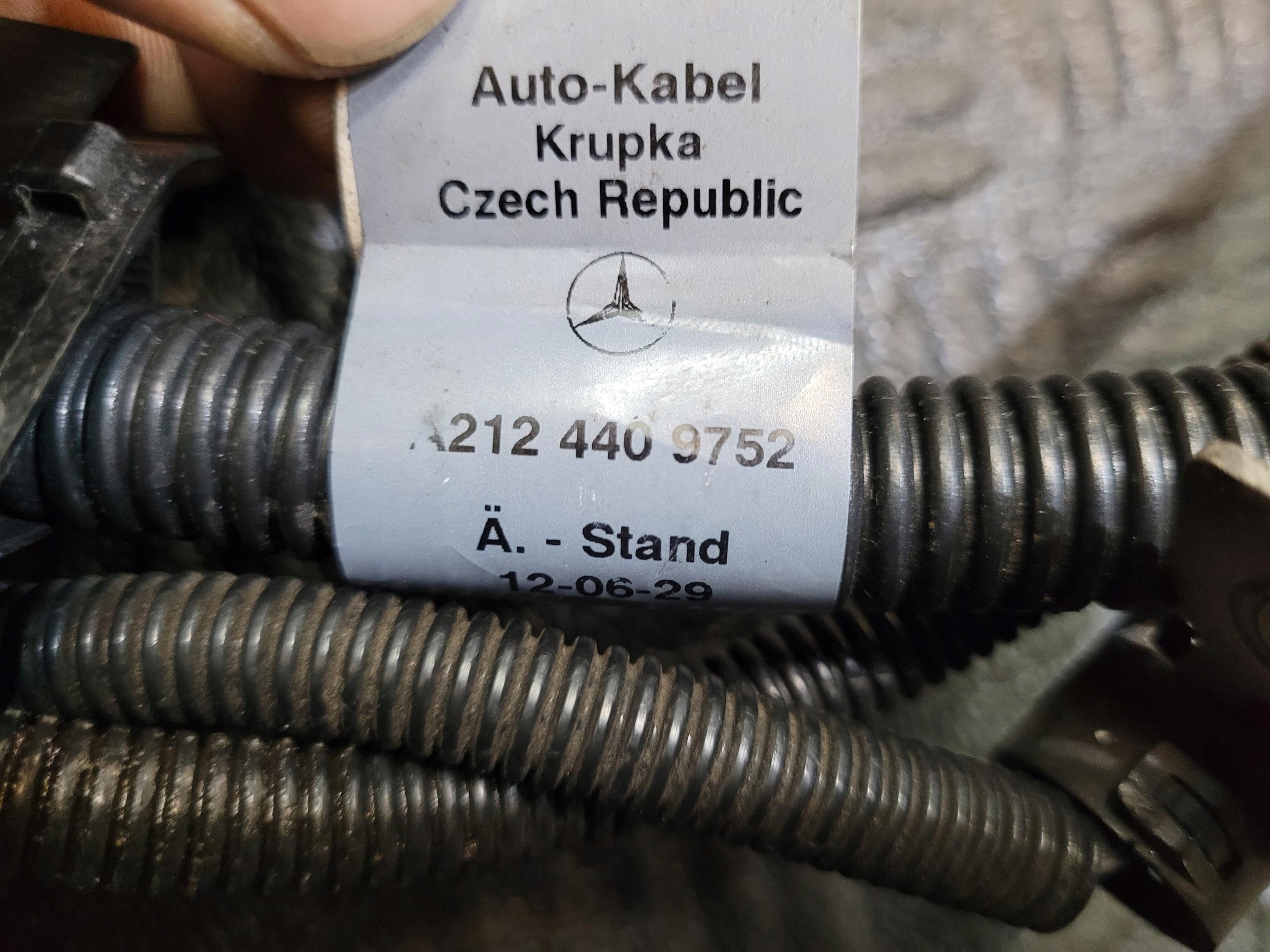 pyrotechnic clamp plus A2124409752 MERCEDES E W212 LIFT 2.2 D CDI