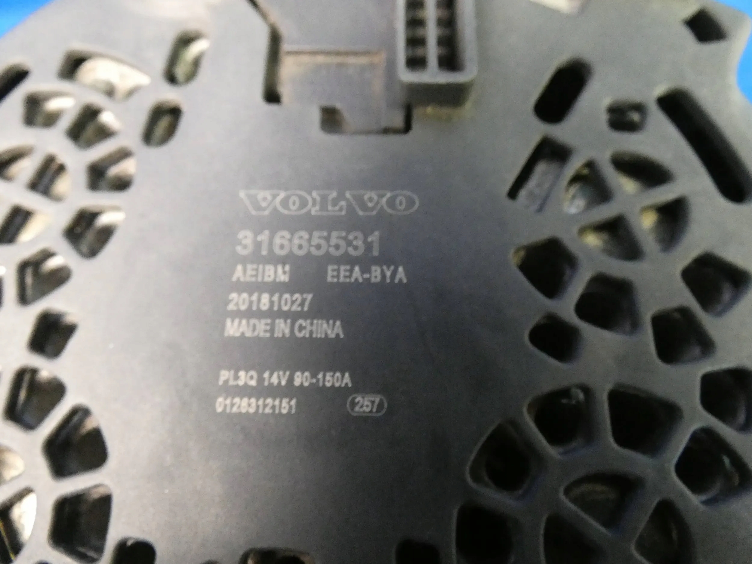 VOLVO XC40 1.5 T3 TURBO ALTERNATOR
