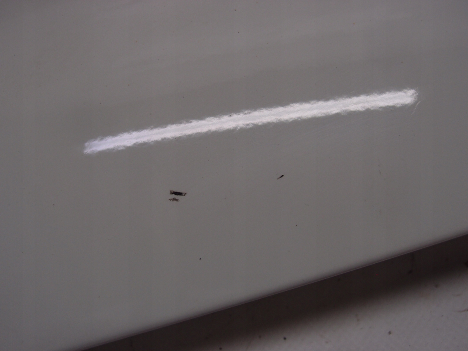 BLENDA LISTWA KLAPY QASHQAI II 2016r Jakość części (zgodnie z GVO) O - oryginał z logo producenta pojazdu (OE)