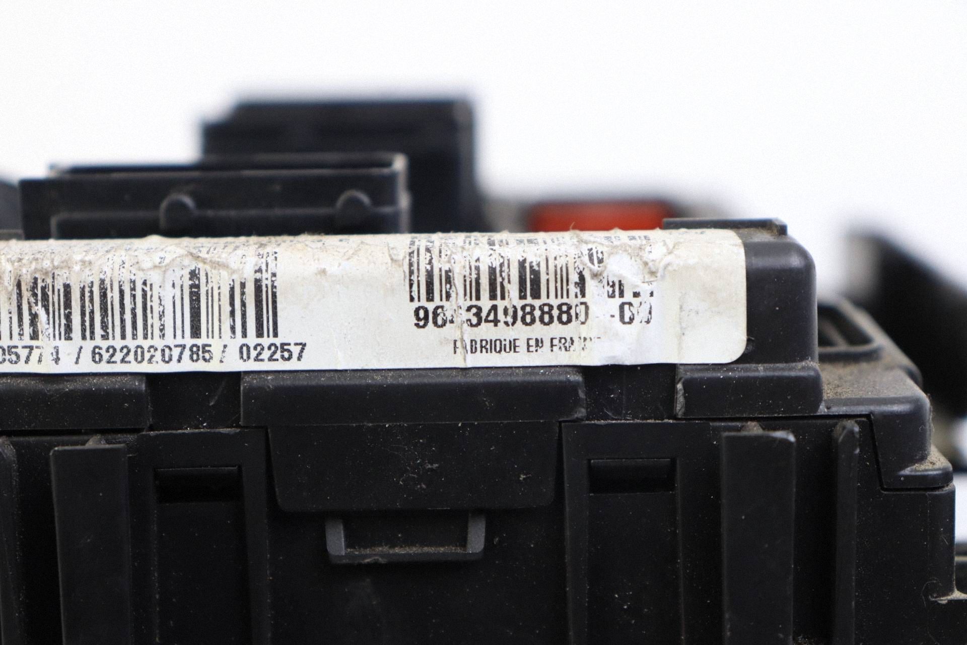 CITROEN PEUGEOT module compartment control unit BSM 9643498880 S118470003E