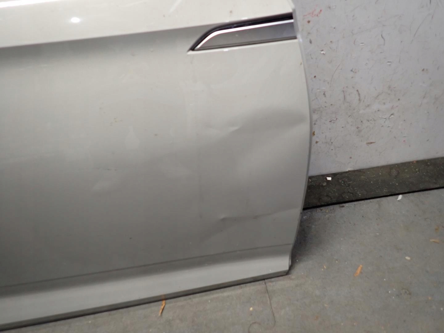 door front front right AUDI A5 II CABRIO 2016- 8W