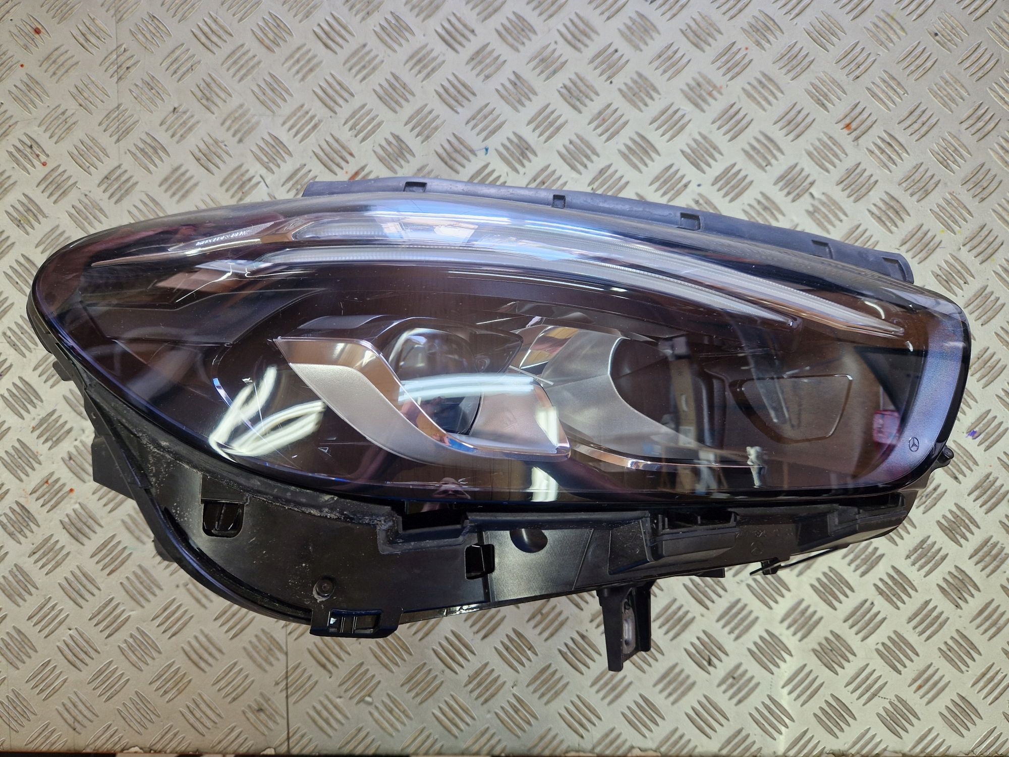 light right front FULL LED PERFORMANCE MERCEDES B-KLASA W247 2018R->