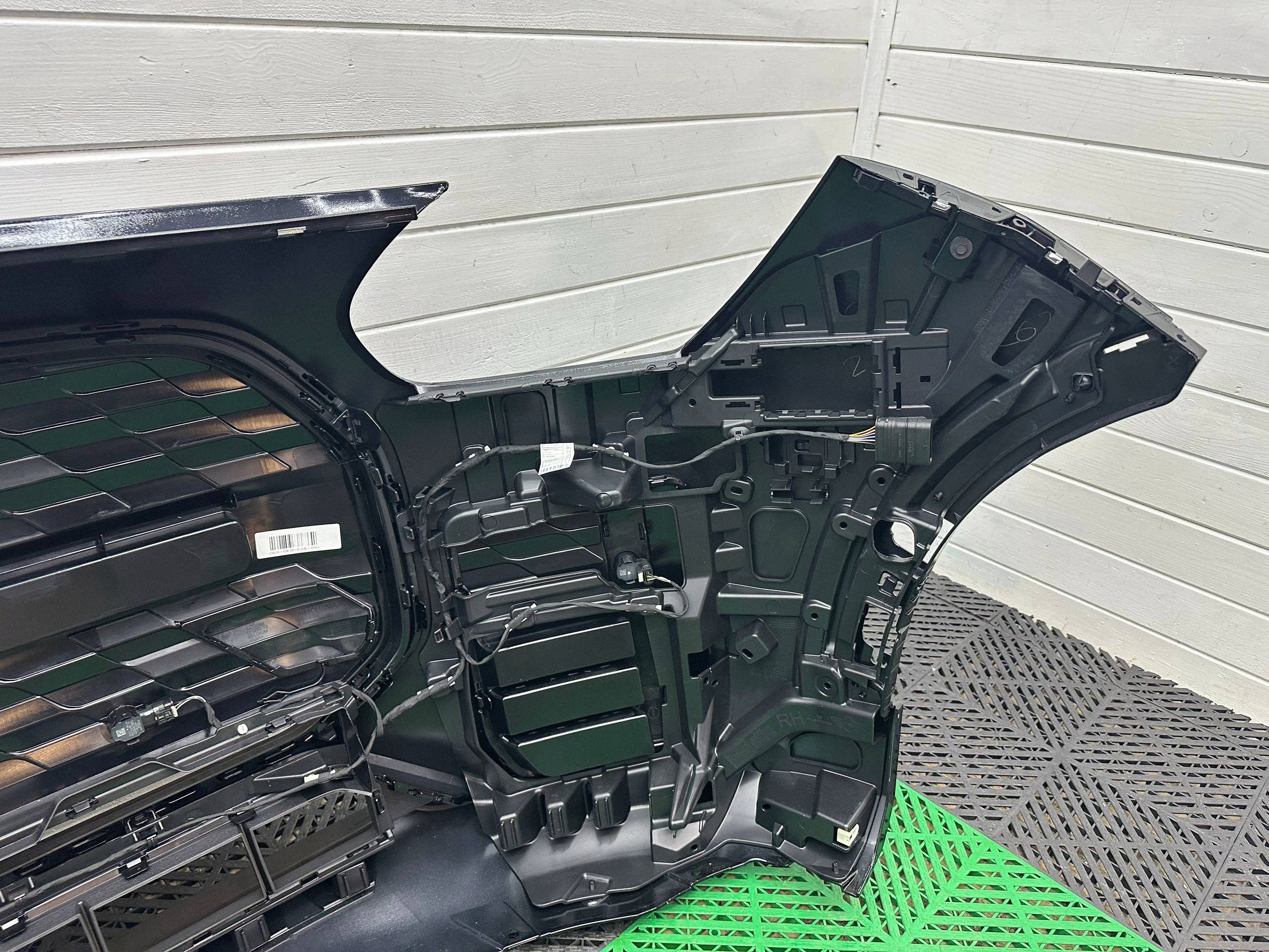 front bumper complete Mini Countryman U25 JCW colour 475