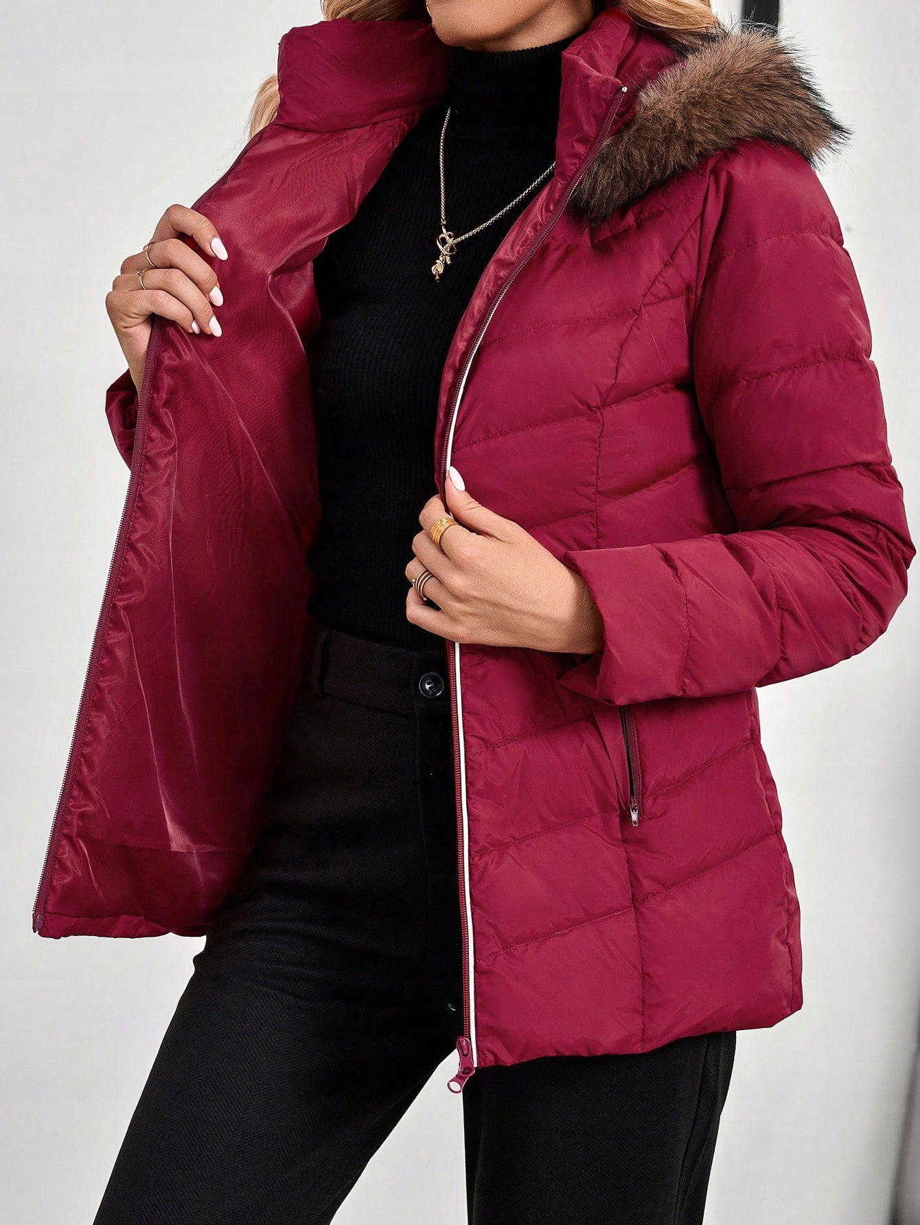 Prošívaná Zimní Péřová Bunda S Kapucí Vínová Emery Rose L 40