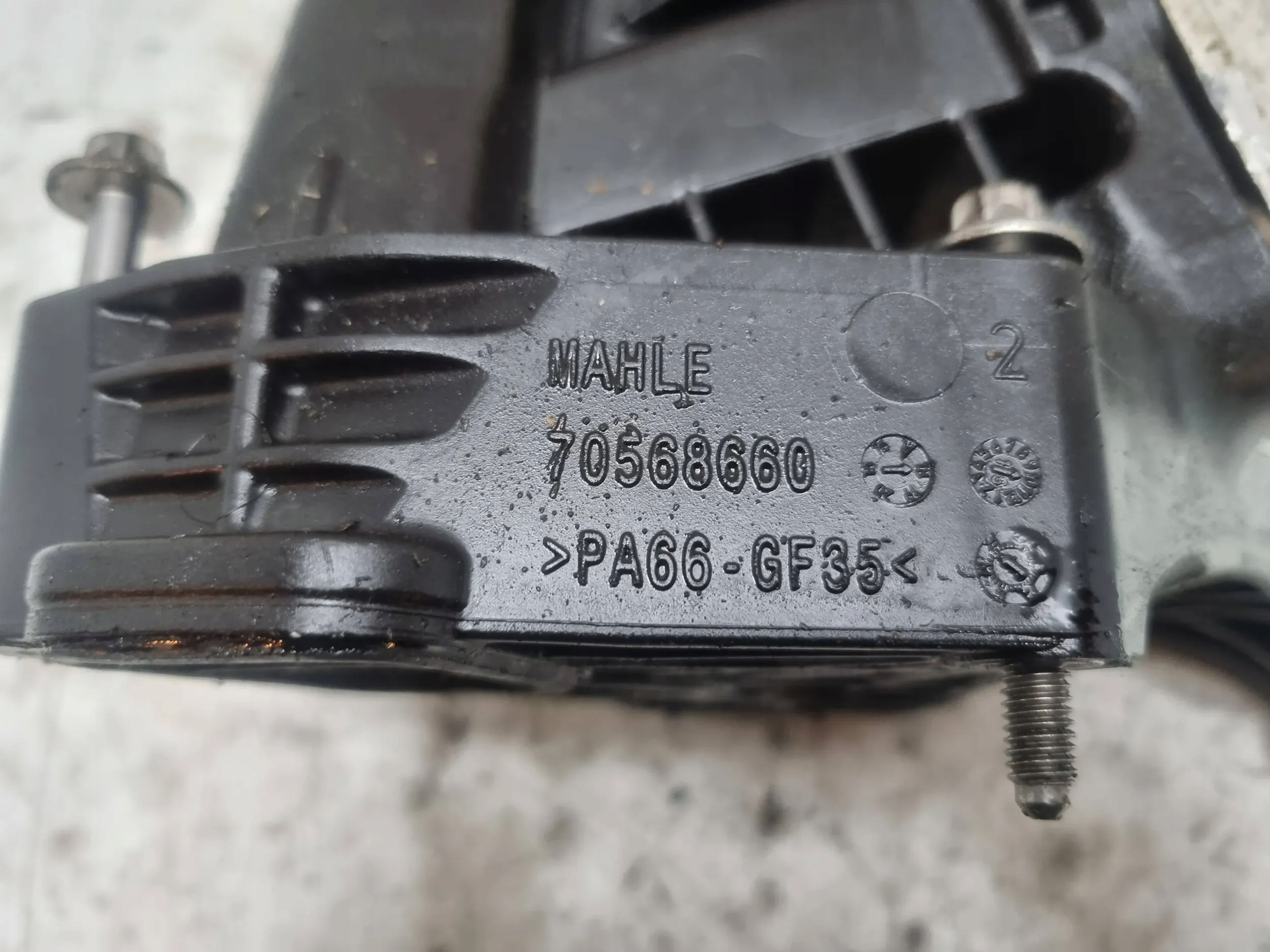 ÖLFILTERGEHÄUSE 70557894 BMW 1 2 3 4 5 X3 X4 2.0D