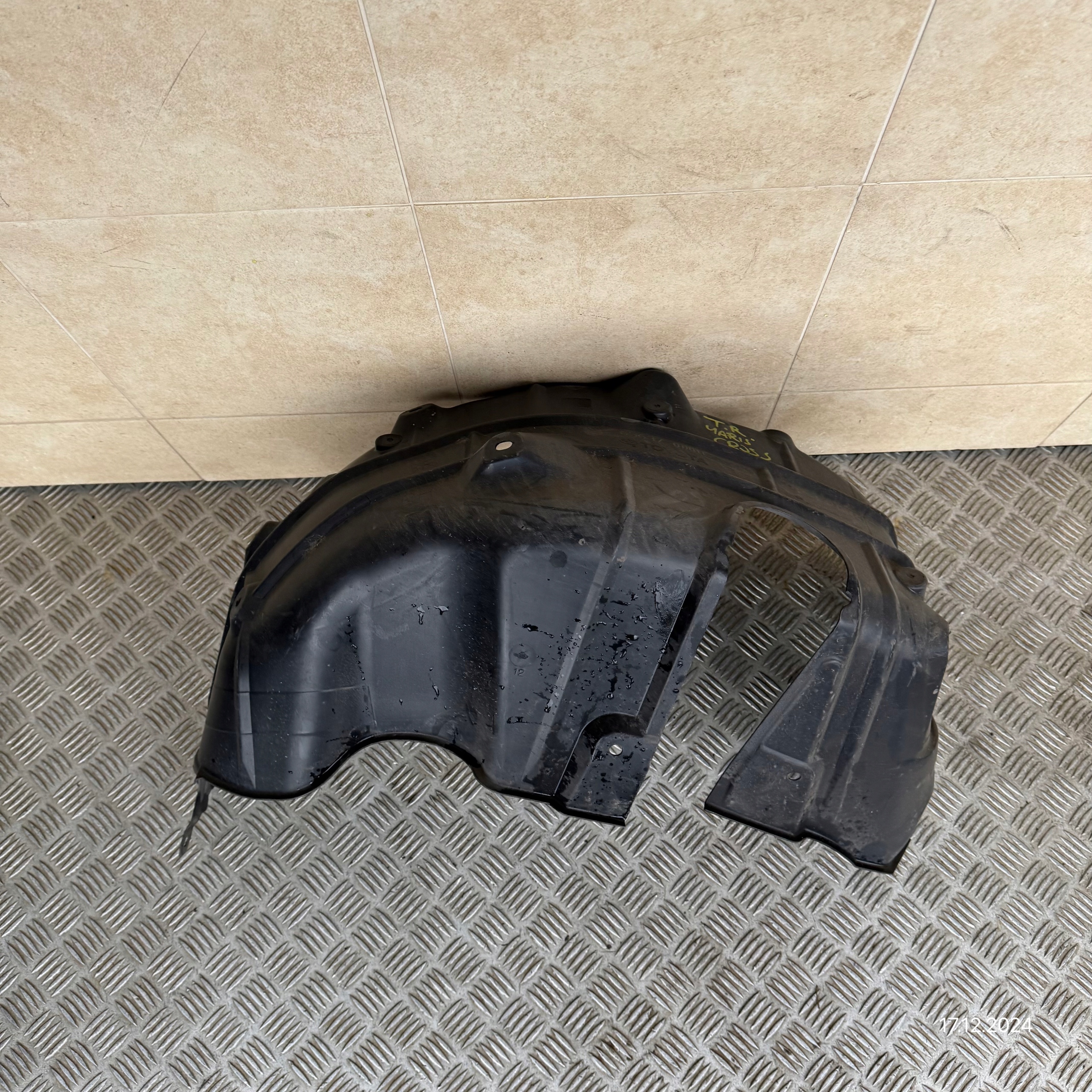 mudguard rear. right TOYOTA YARIS CROSS 65637-0D011