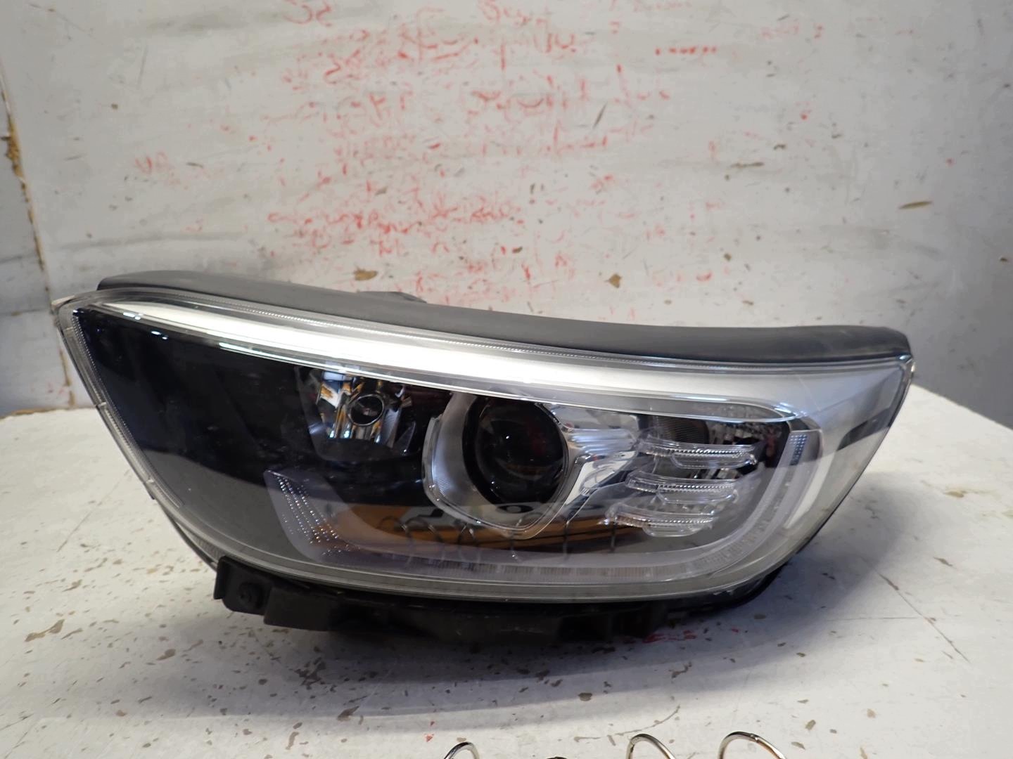 light front front left KIA STONIC 2017- 92101-H8