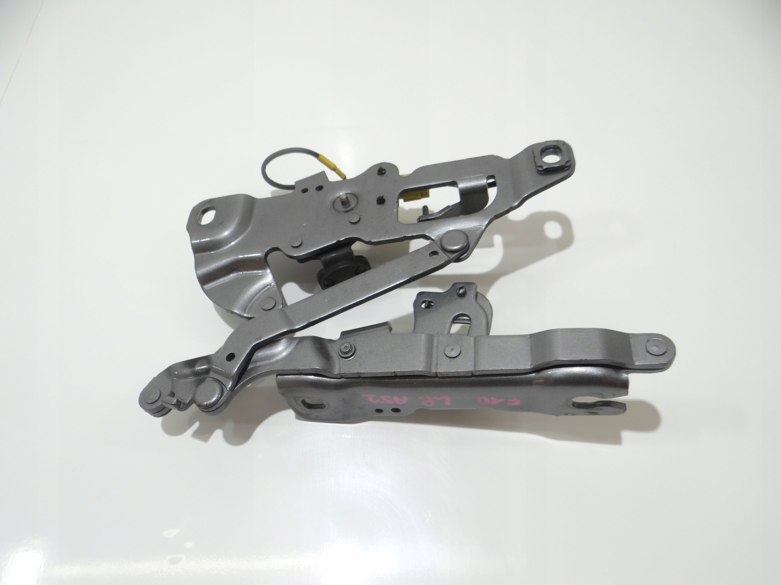 hinge bonnets NABOJ left A52 BMW F10 7249887