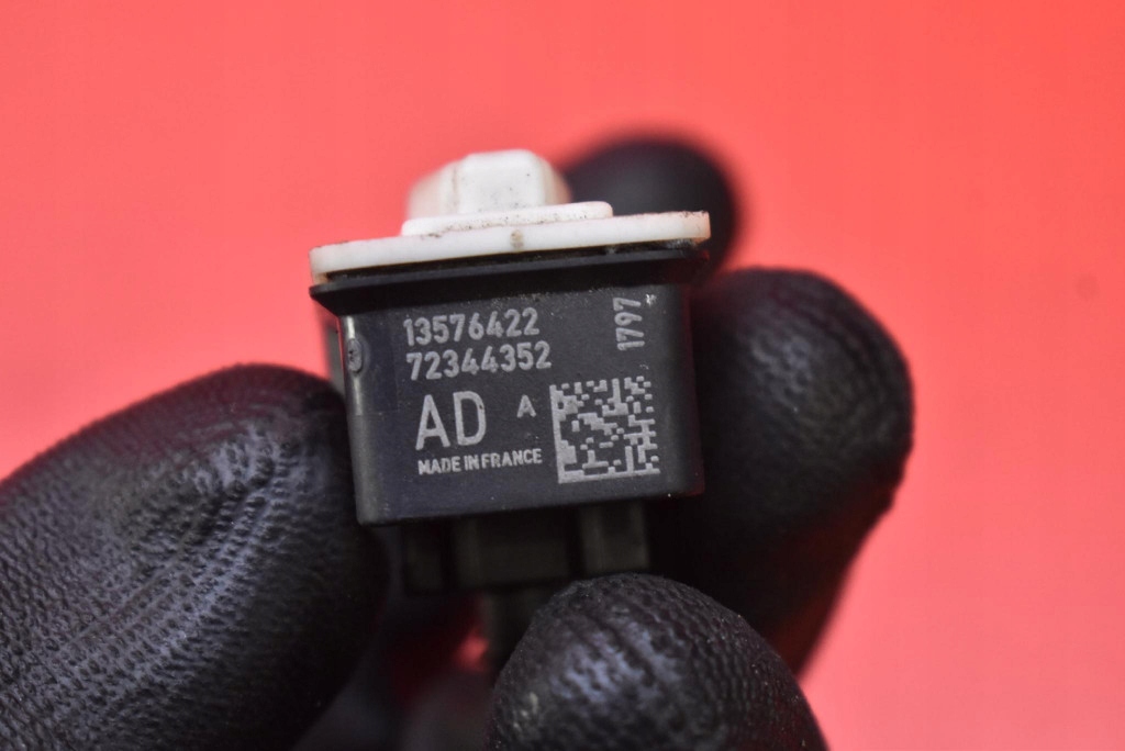 impact sensor 13576422 OPEL ASTRA 5 V K 1.6 T 200 KM 15-20