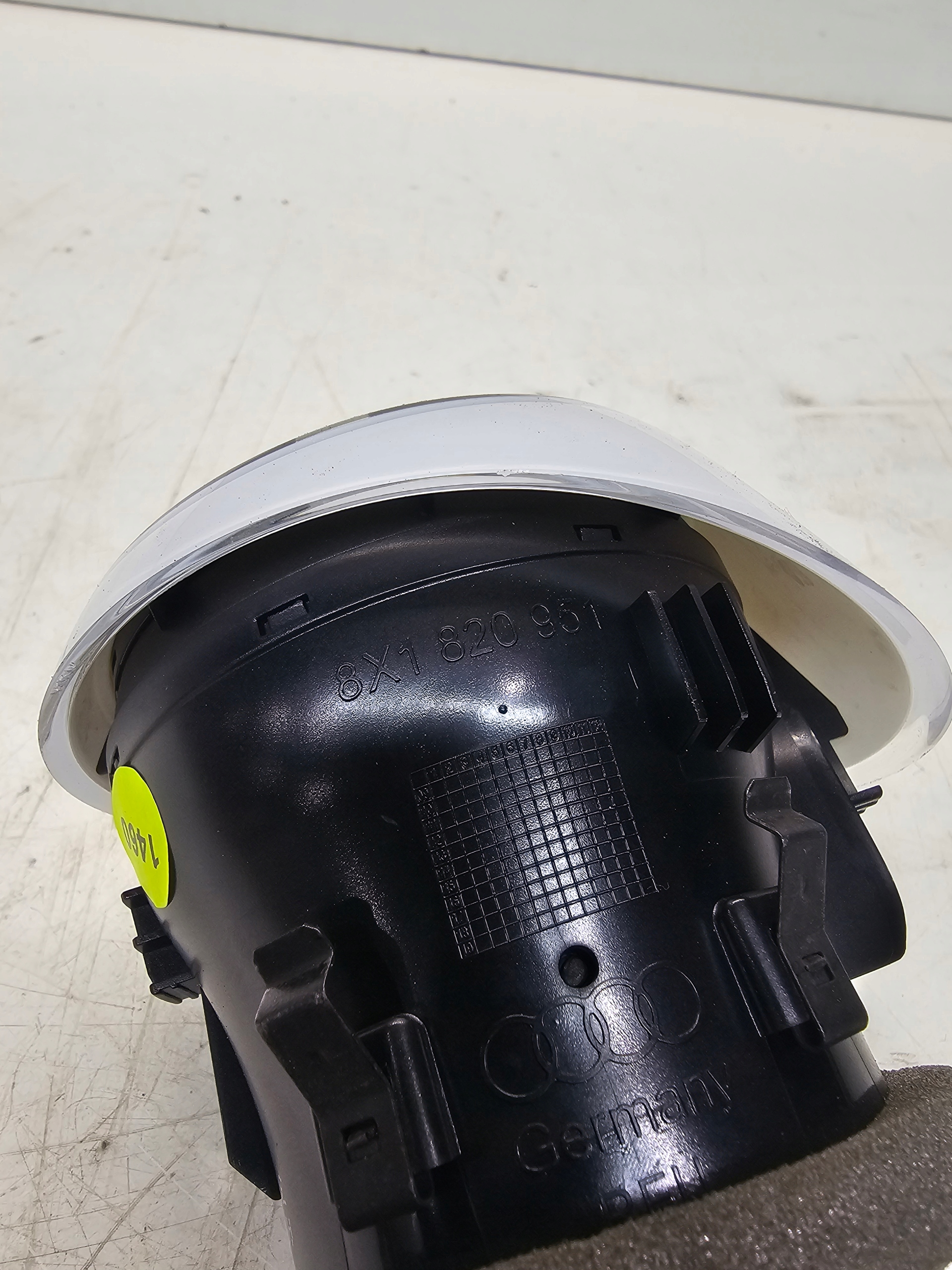 grid air conditioning devices central AUDI A1 8X1820951 BIALE