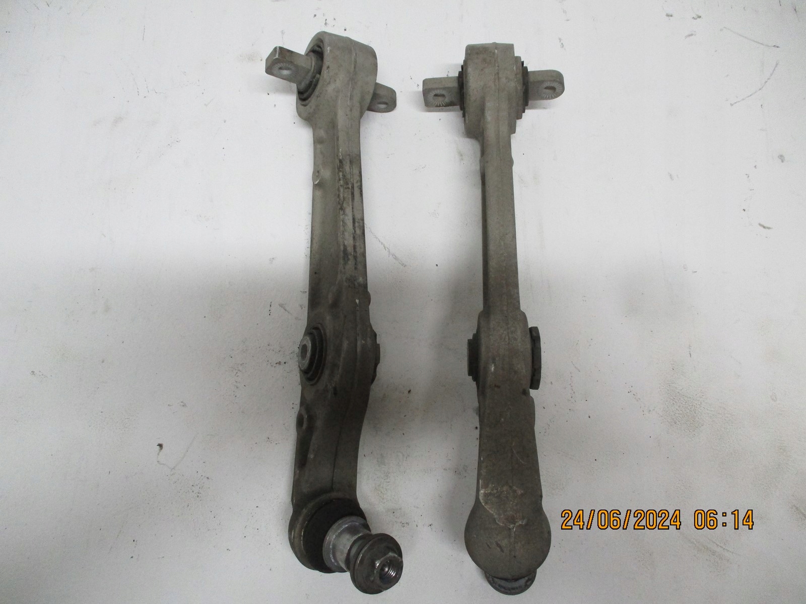 Querlenker Querlenker rechts links ALFA ROMEO GIULIA 2,2D