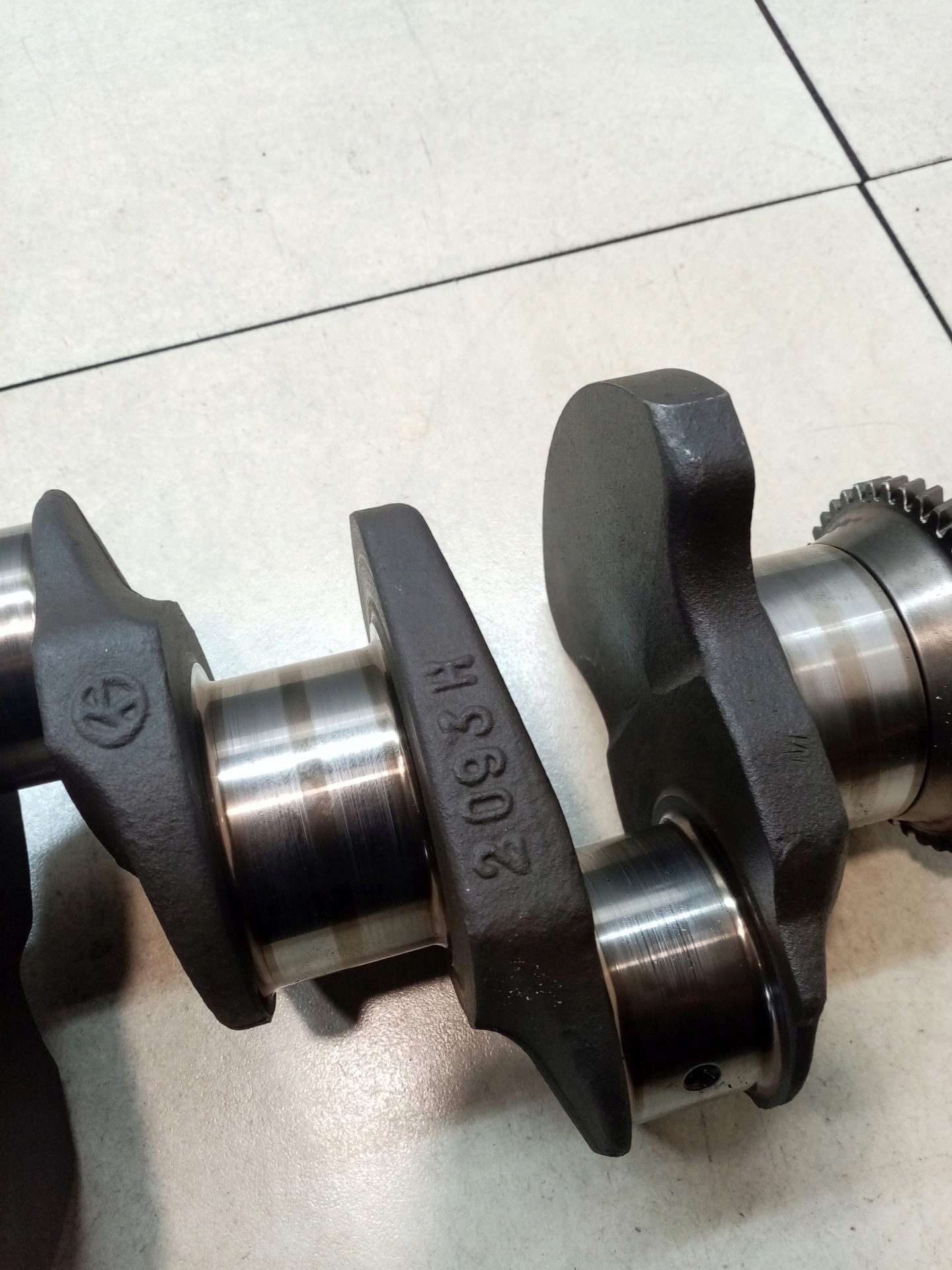 crank VOYAGER IV 2.5 CRD crank 2093H
