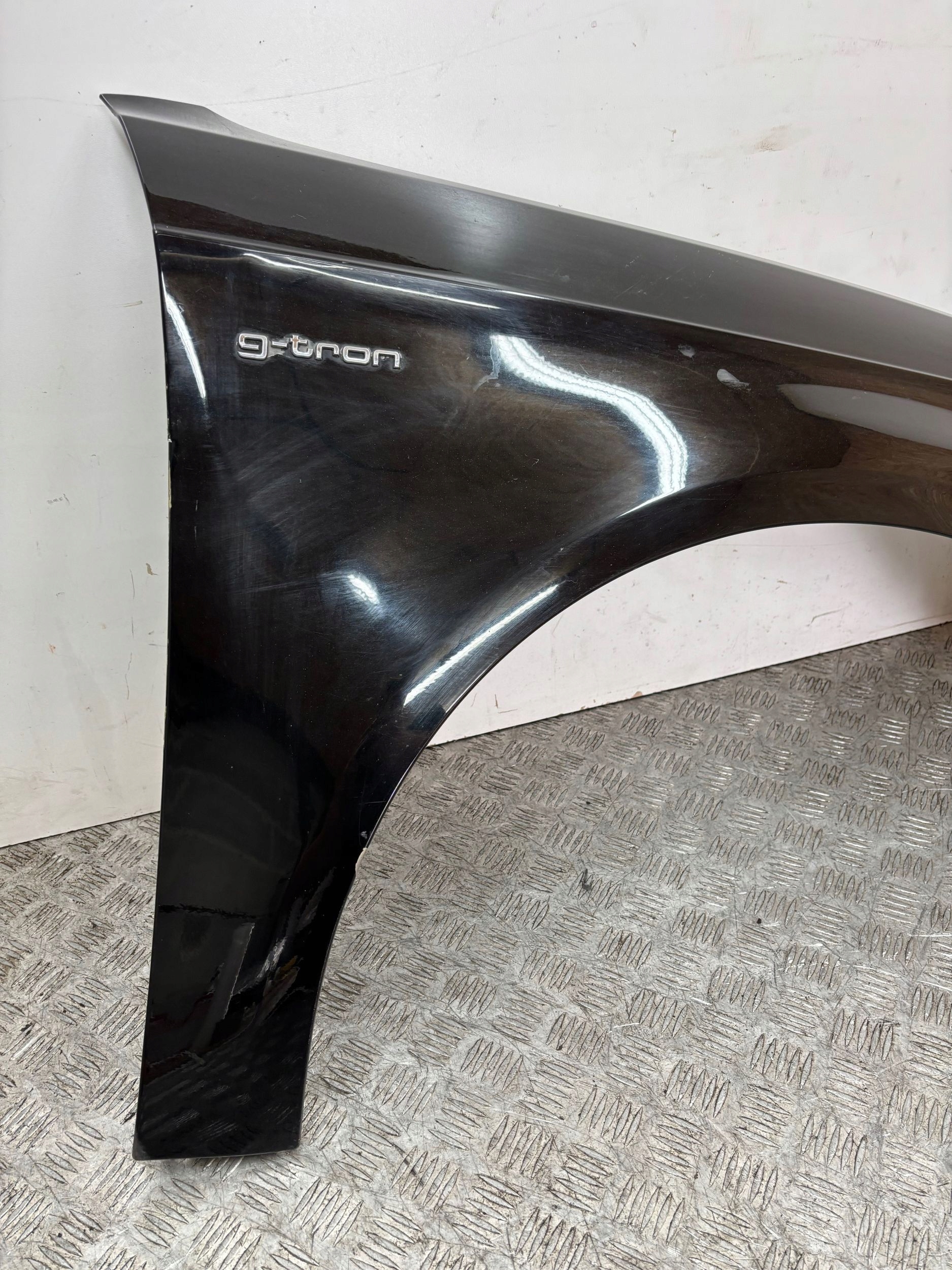 fender front front right AUDI A3 8V HB