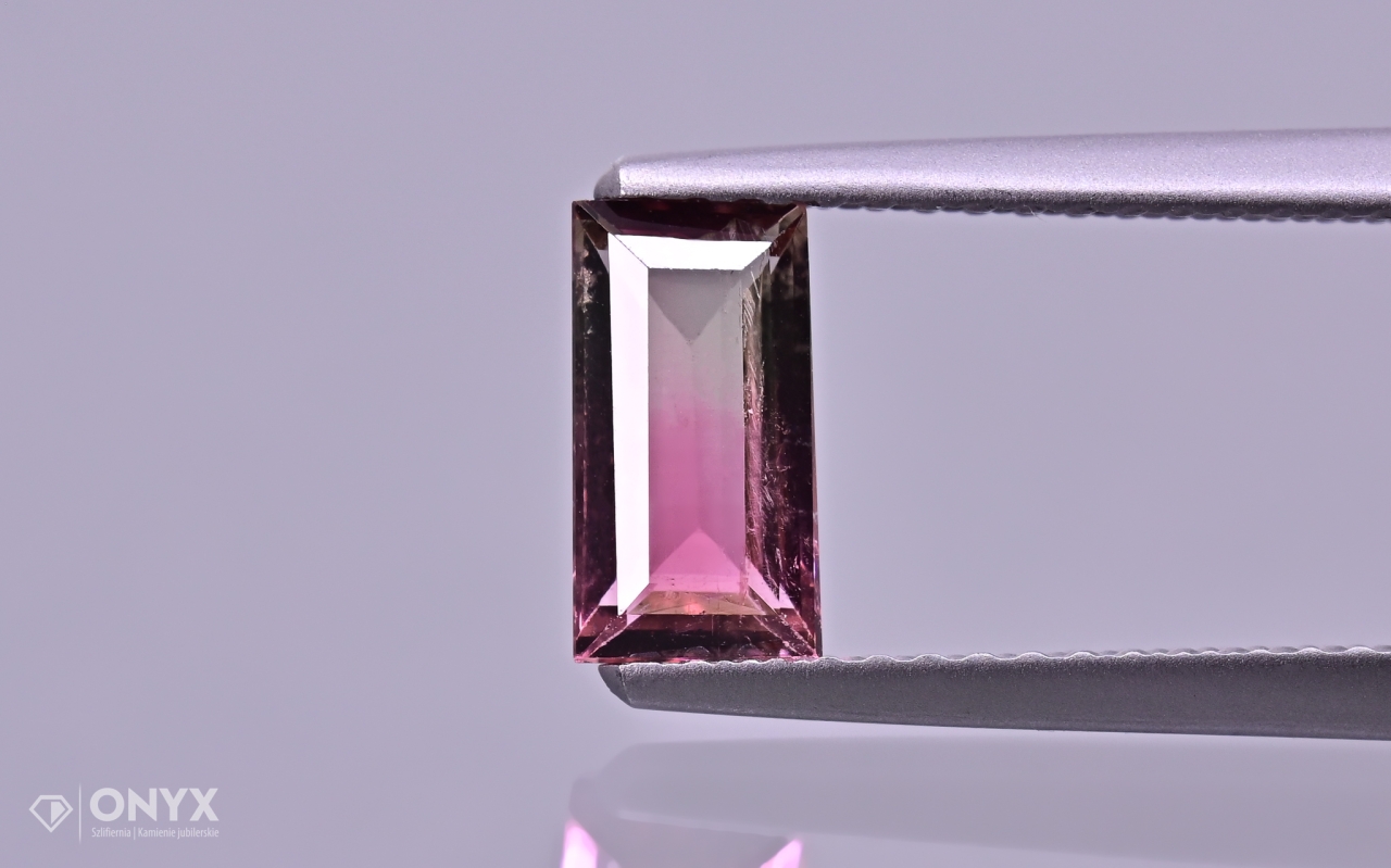 Turmalín fazetovaný obdélník 7,5x4 mm