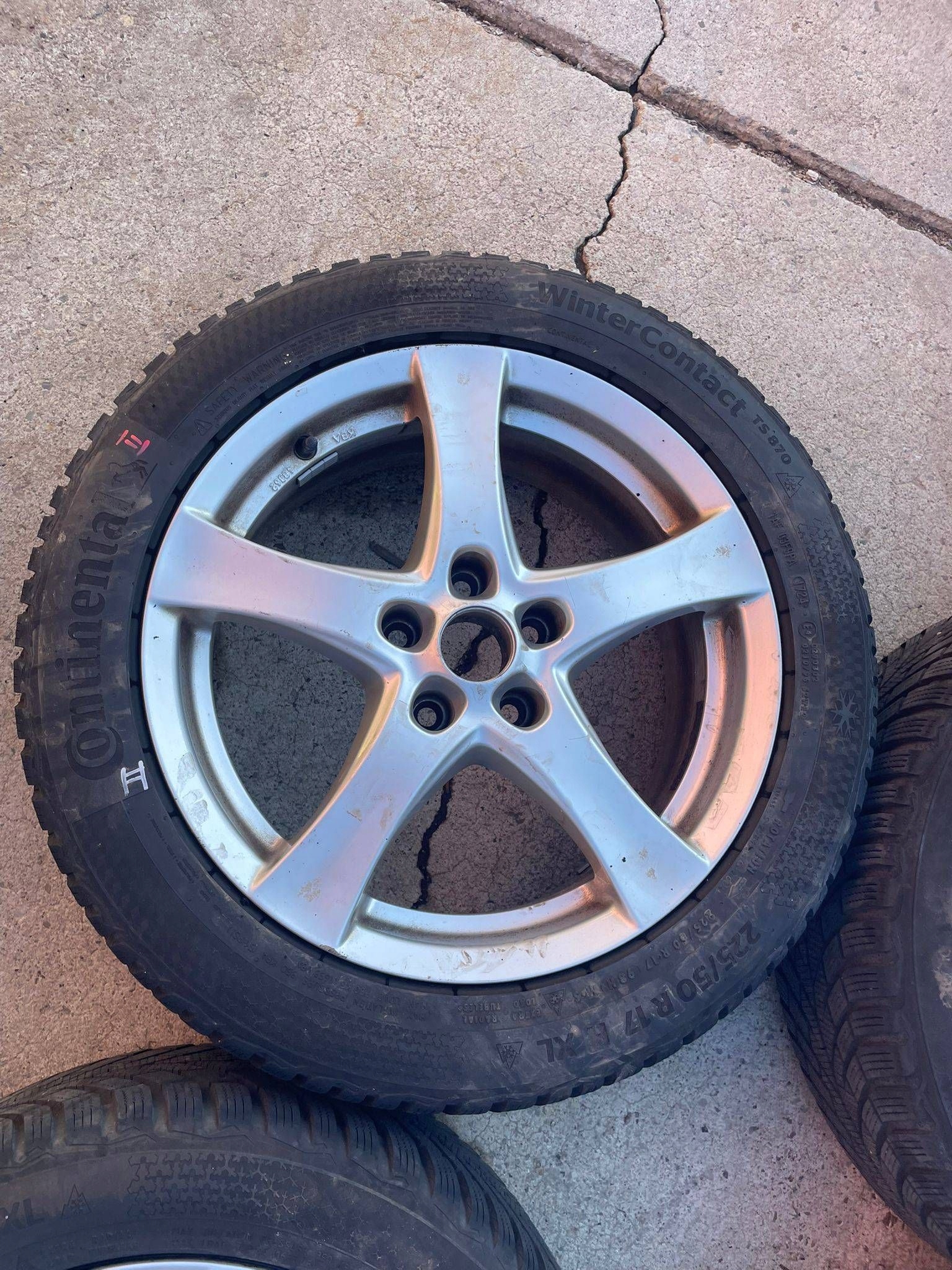 wheels disc discs aluminium tyre CONTINENTAL 225/50R17 ZIMA