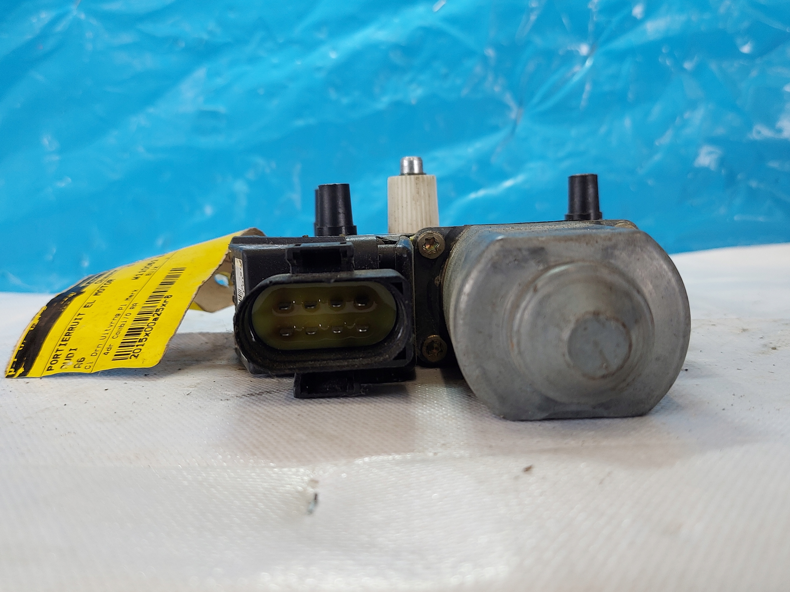 engine lifting windows A6 C5 101144114 right rear part