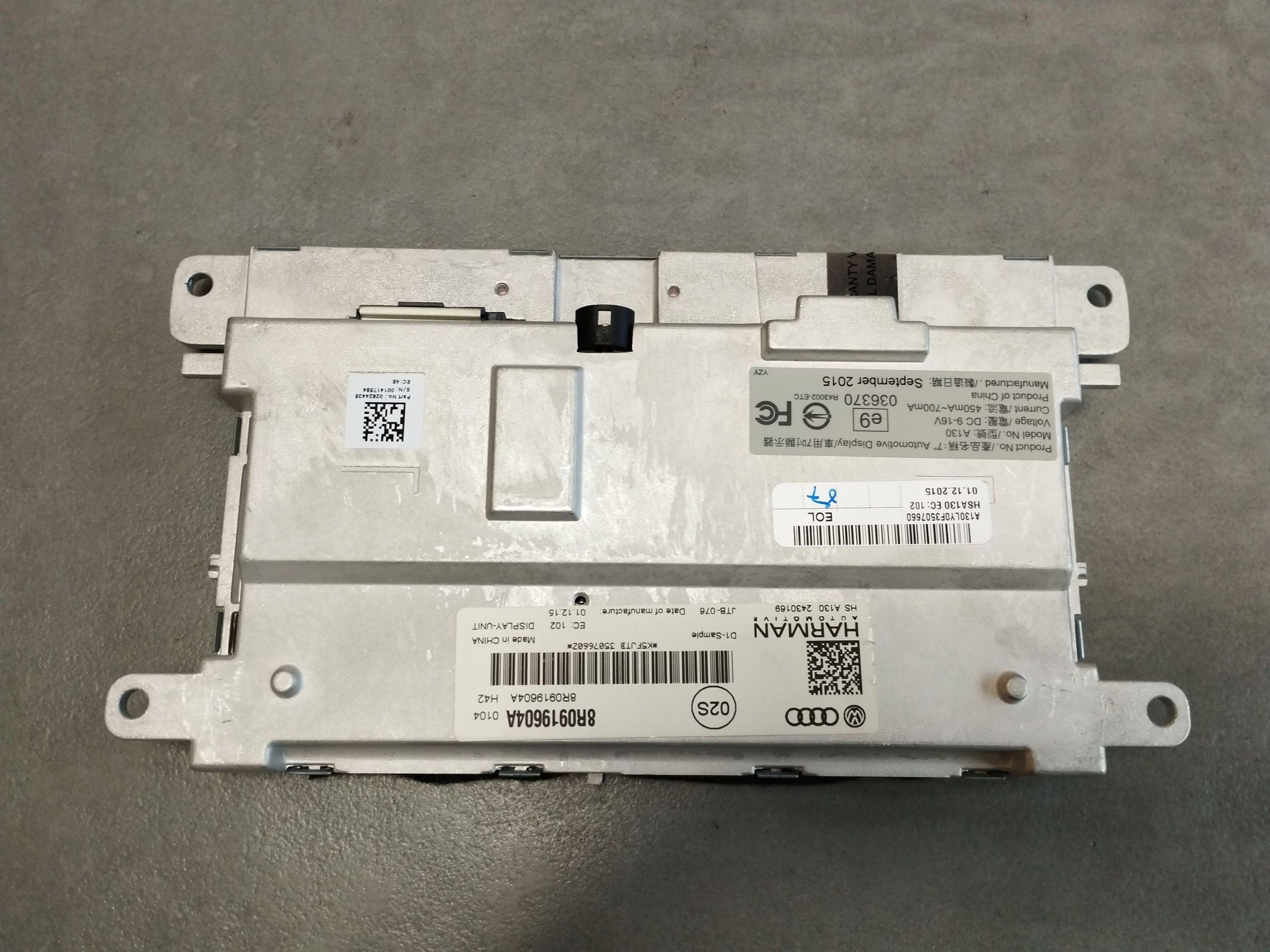 Audi A5 Sportback 8TA Display monitor 8R0919604A